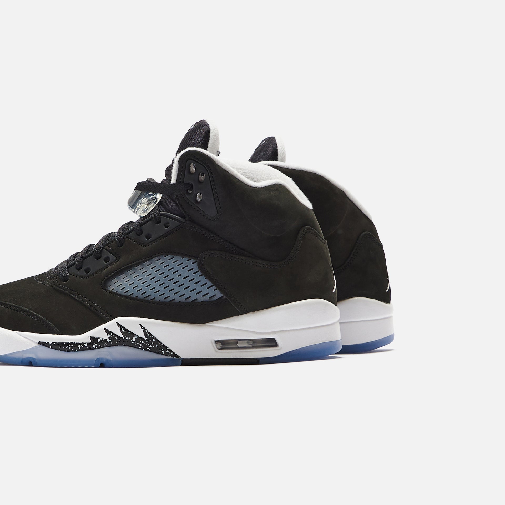 Nike Air Jordan 5 Retro - Black / Cool Grey / White