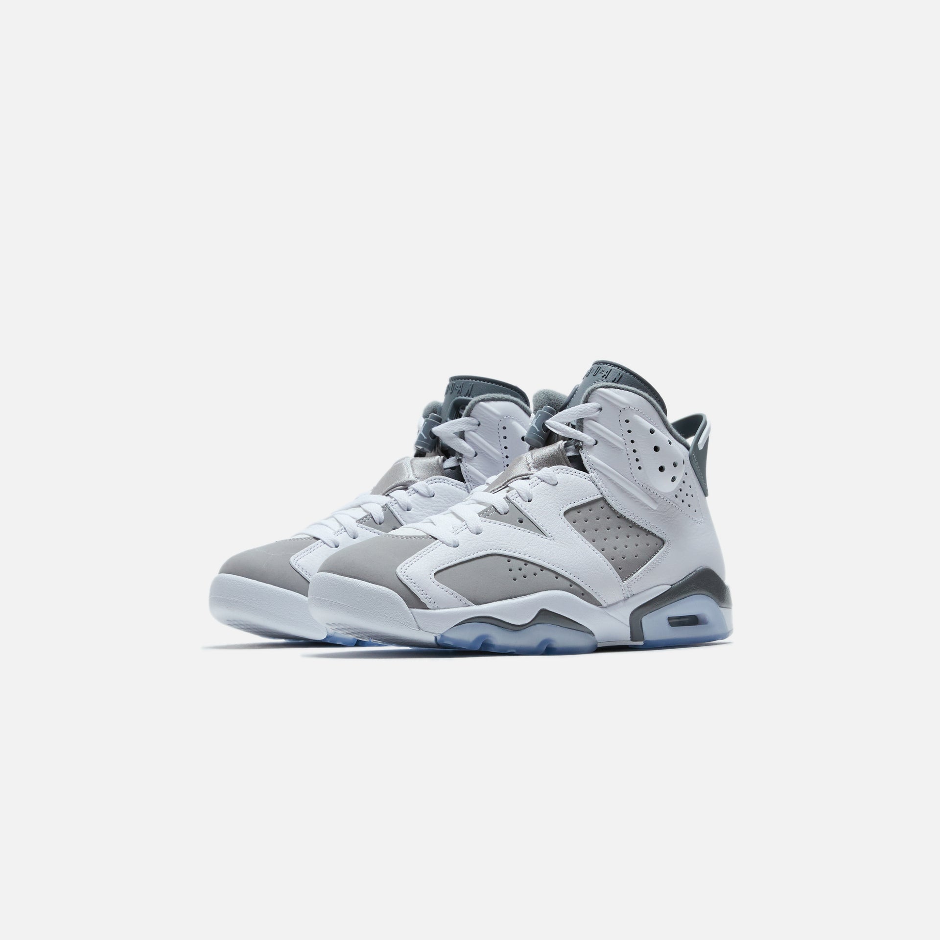 Nike Air Jordan 6 Retro - White / Medium Grey / Cool Grey