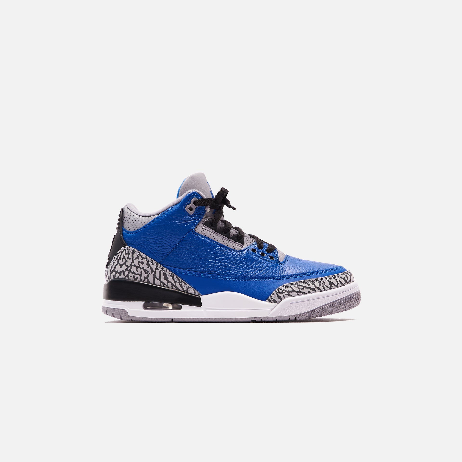 Nike Air Jordan 3 Retro - Varsity Royal / Cement Grey