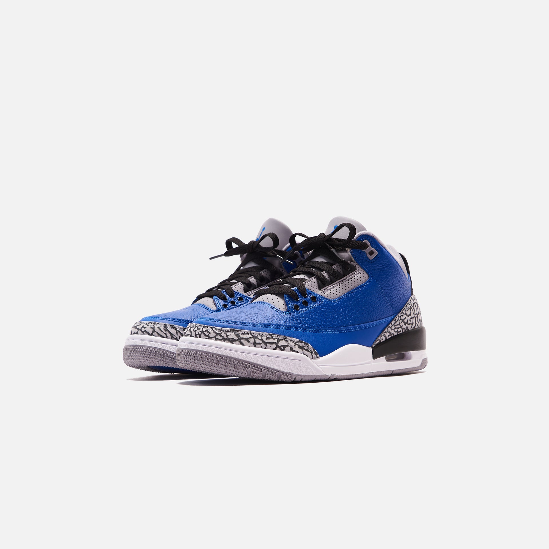Nike Air Jordan 3 Retro - Varsity Royal / Cement Grey