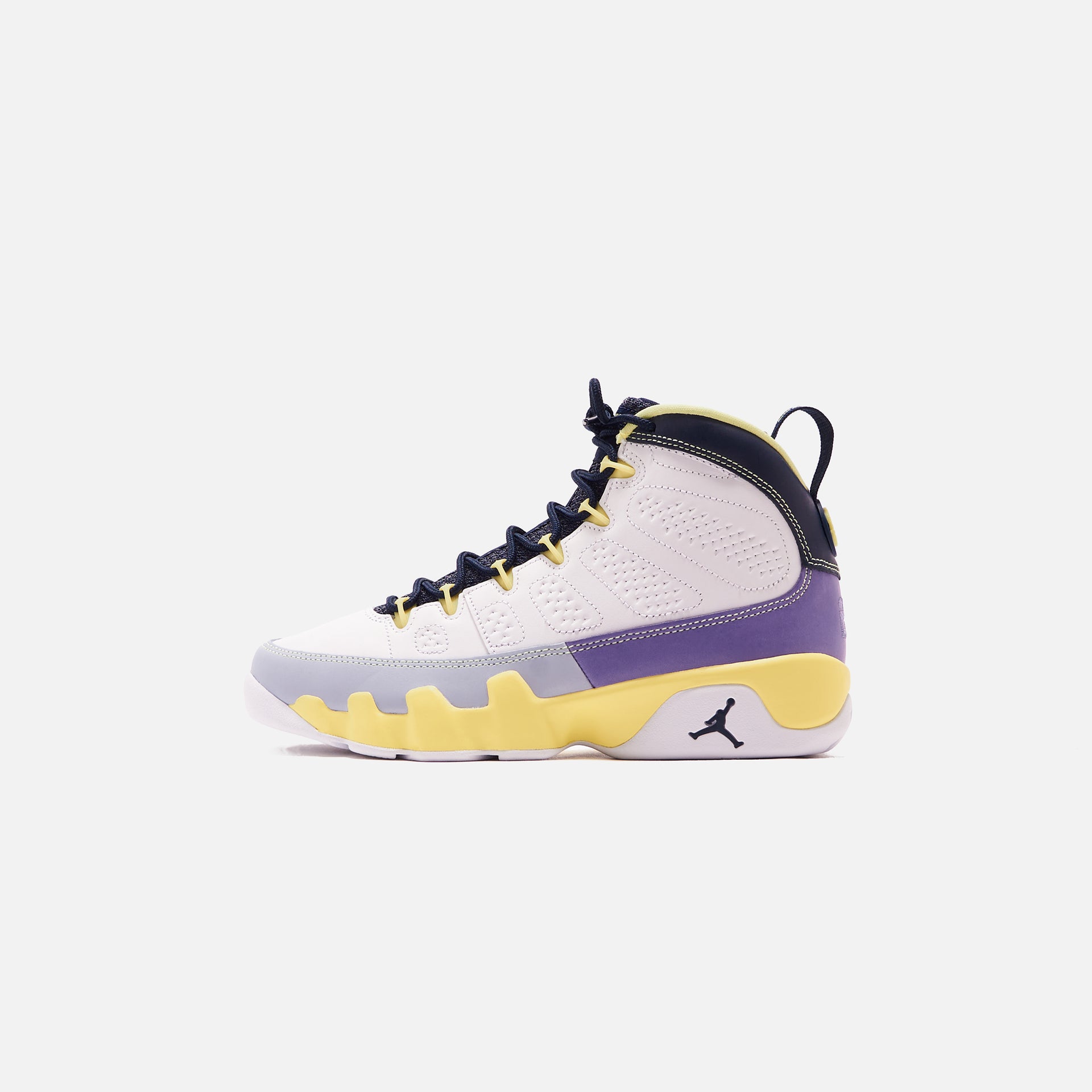 Nike WMNS Air Jordan 9 Retro - White / Cactus Flower / Desert Berry