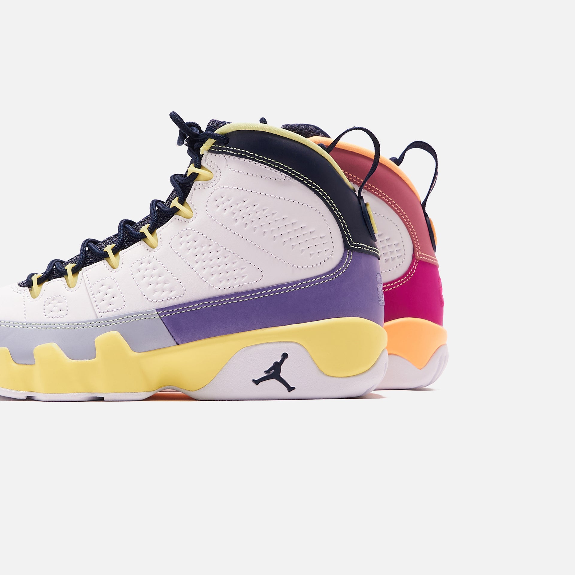Nike WMNS Air Jordan 9 Retro - White / Cactus Flower / Desert Berry