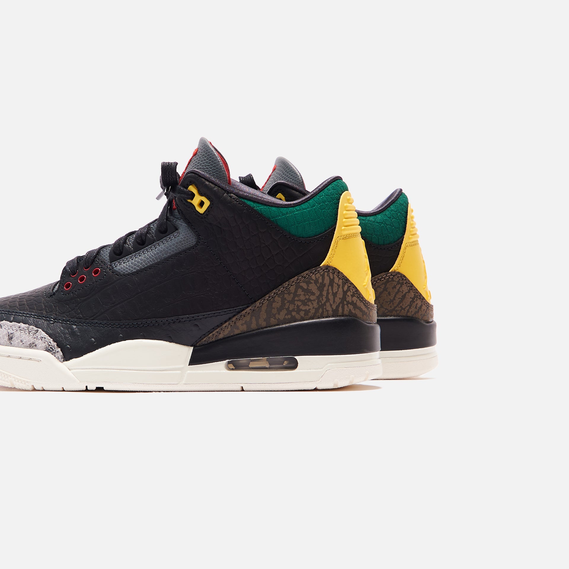 Nike Air Jordan Retro 3 SE - Black / White / Gorge Green