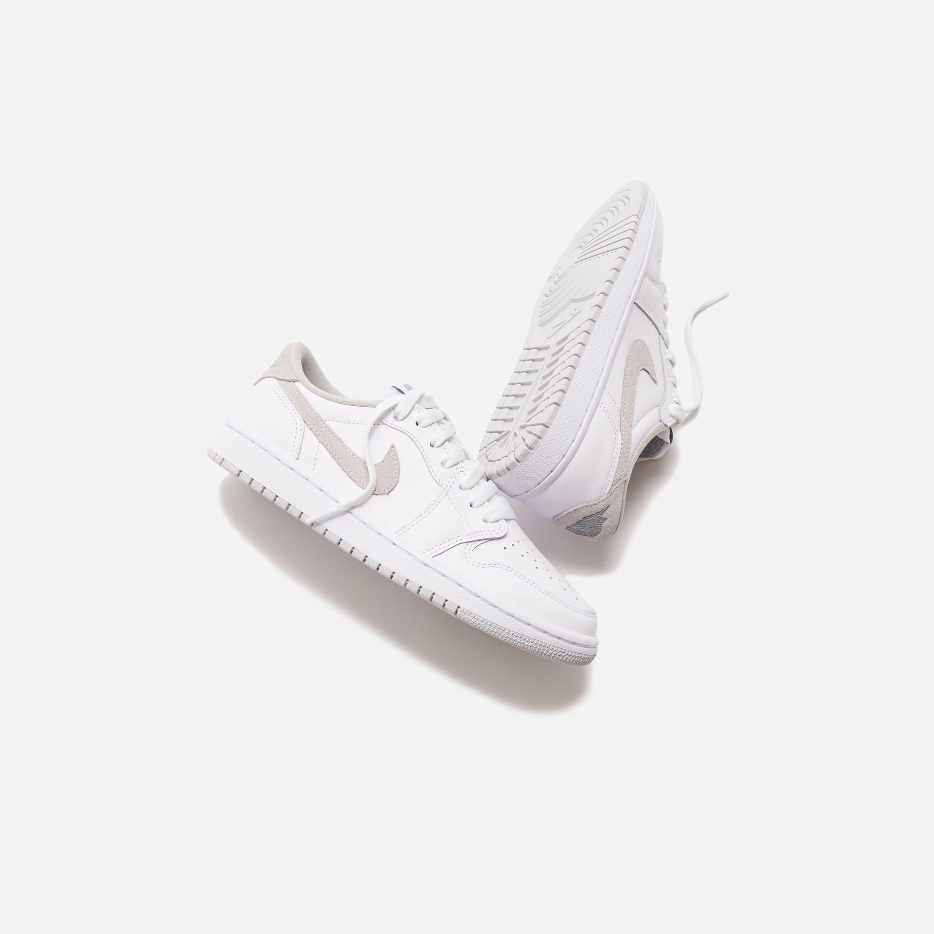 Nike WMNS Air Jordan 1 Low OG - White / Neutral Grey / Particle Grey