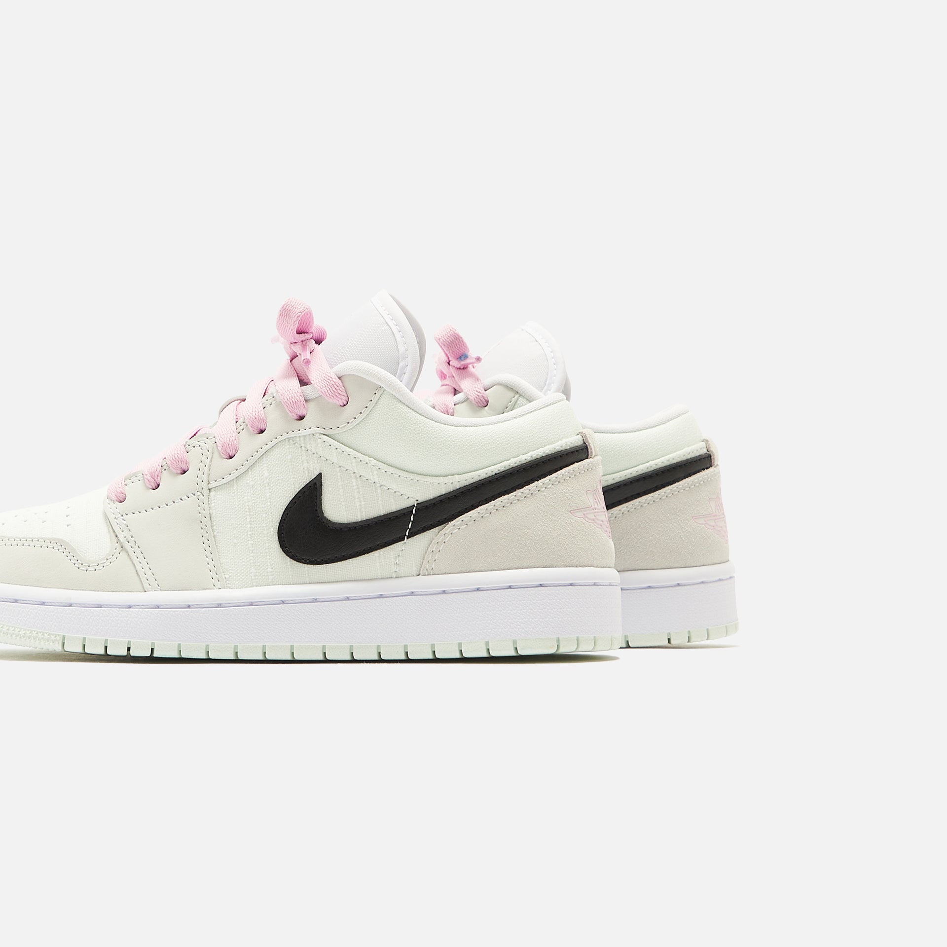 Nike WMNS Jordan 1 Low SE - Barely Green / Black / Light Arctic Pink