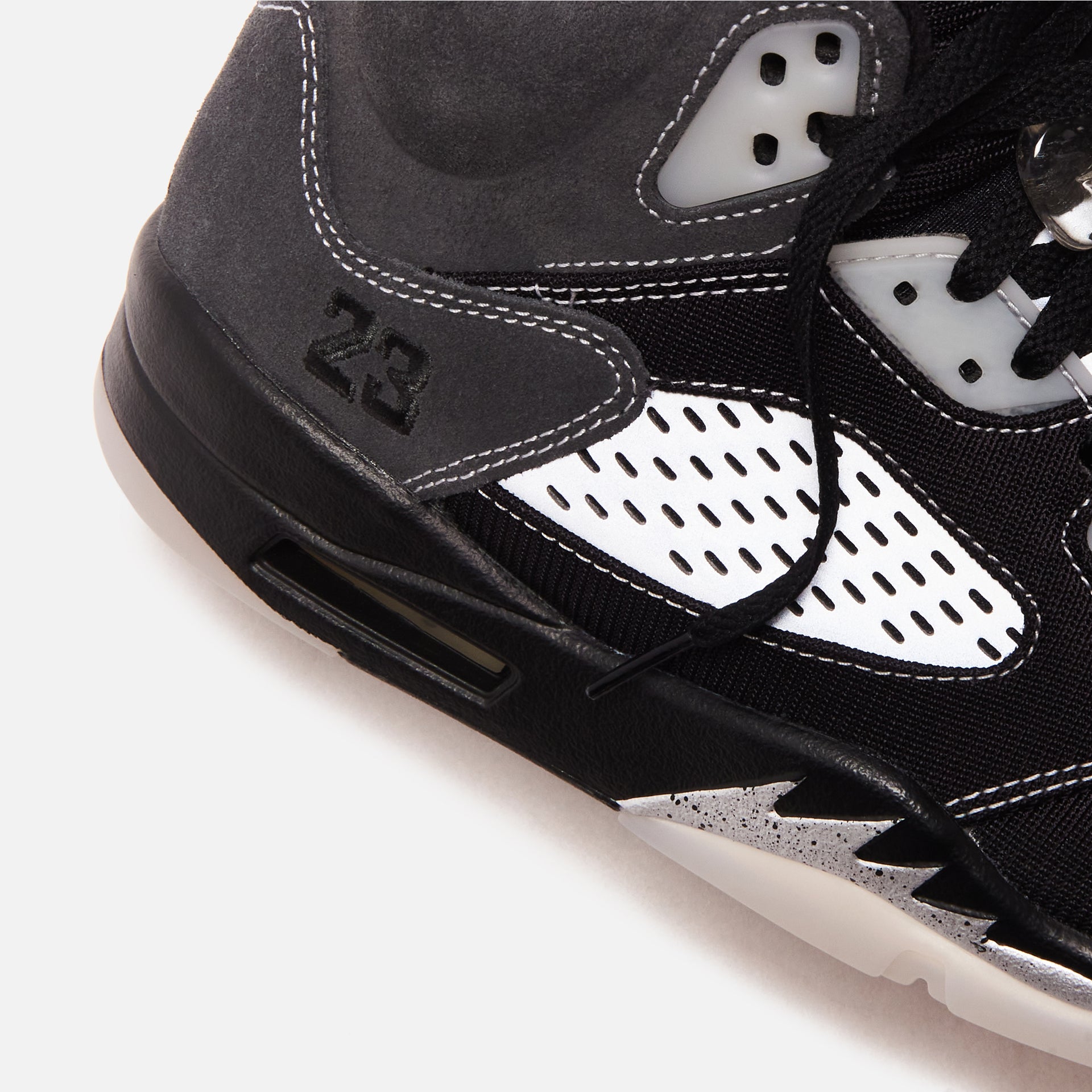 Nike Air Jordan 5 Retro - Anthracite / Black / Wolf Grey / Clear