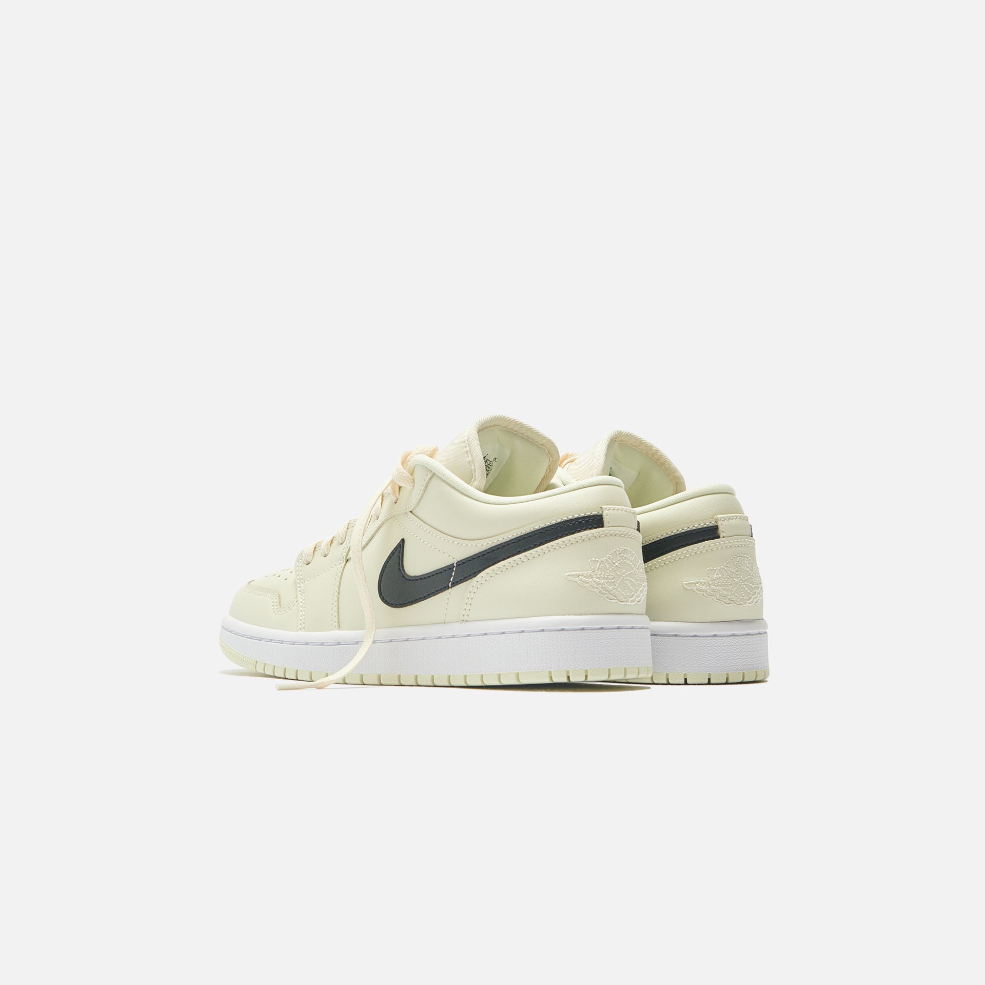 Nike WMNS Air Jordan 1 Low RE - Coconut Milk / Black / White