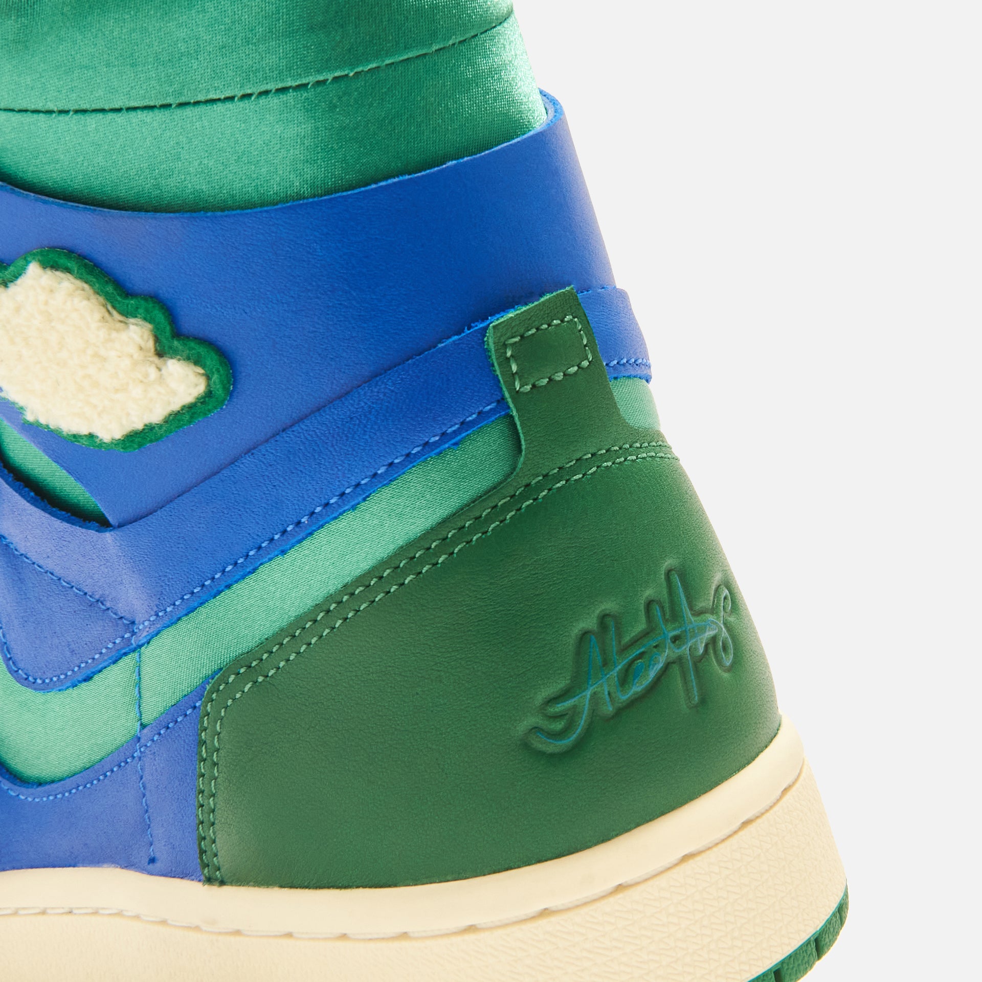 Nike WMNS Air Jordan x Aleali May 1 Zoom CMFT SP - Hyper Royal / Pine Green