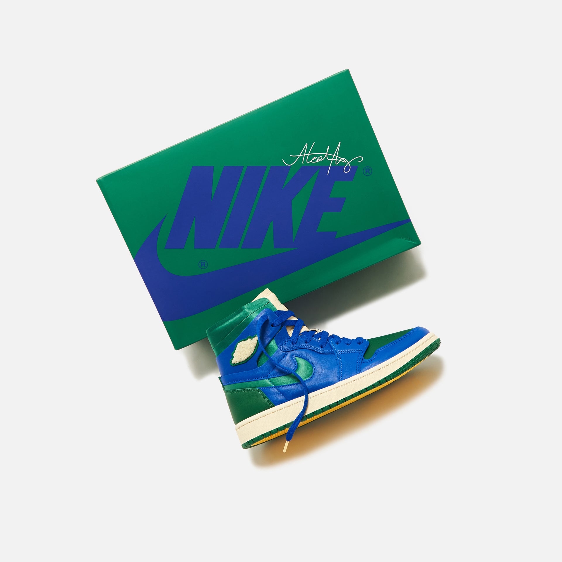 Nike WMNS Air Jordan x Aleali May 1 Zoom CMFT SP - Hyper Royal / Pine Green