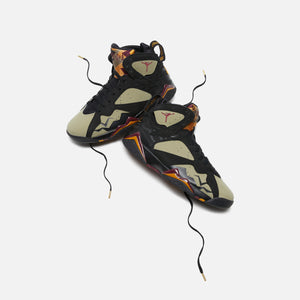 Nike Air Jordan 7 Retro SE - Black / Cherrywood Red / Neutral Olive / Chutney