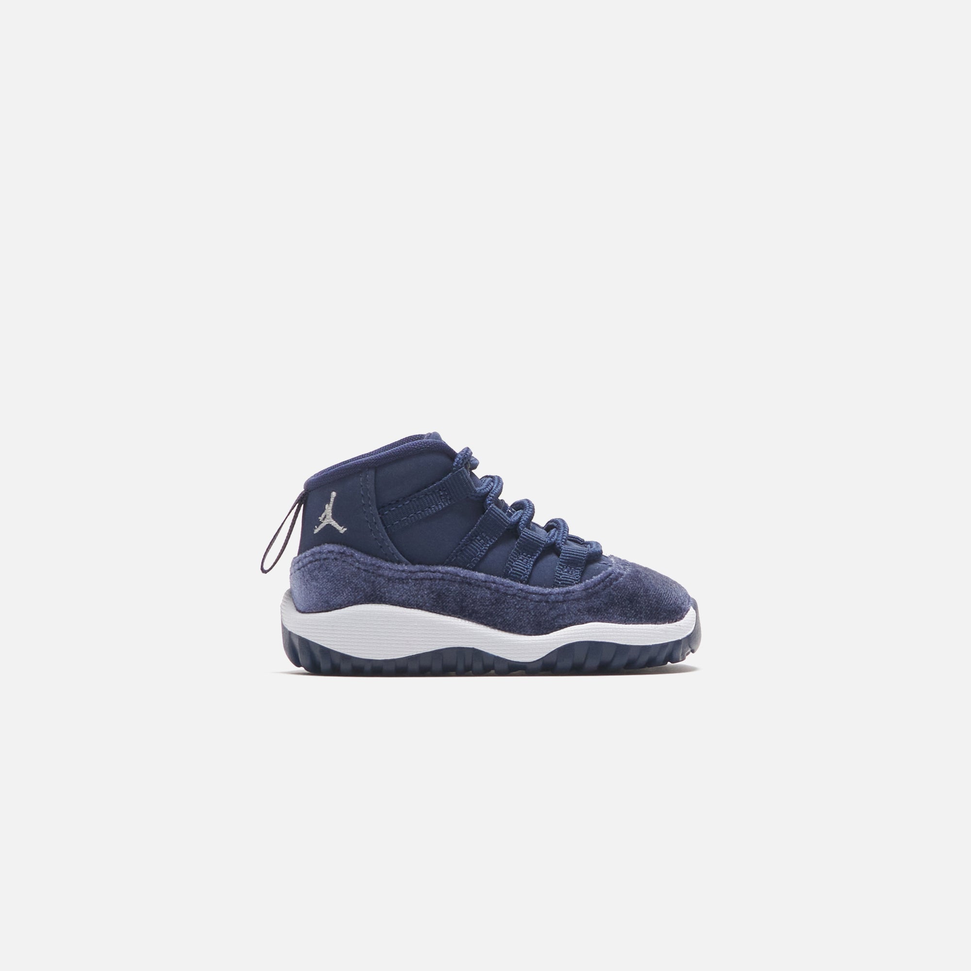 Air jordan 11 heir on sale blue