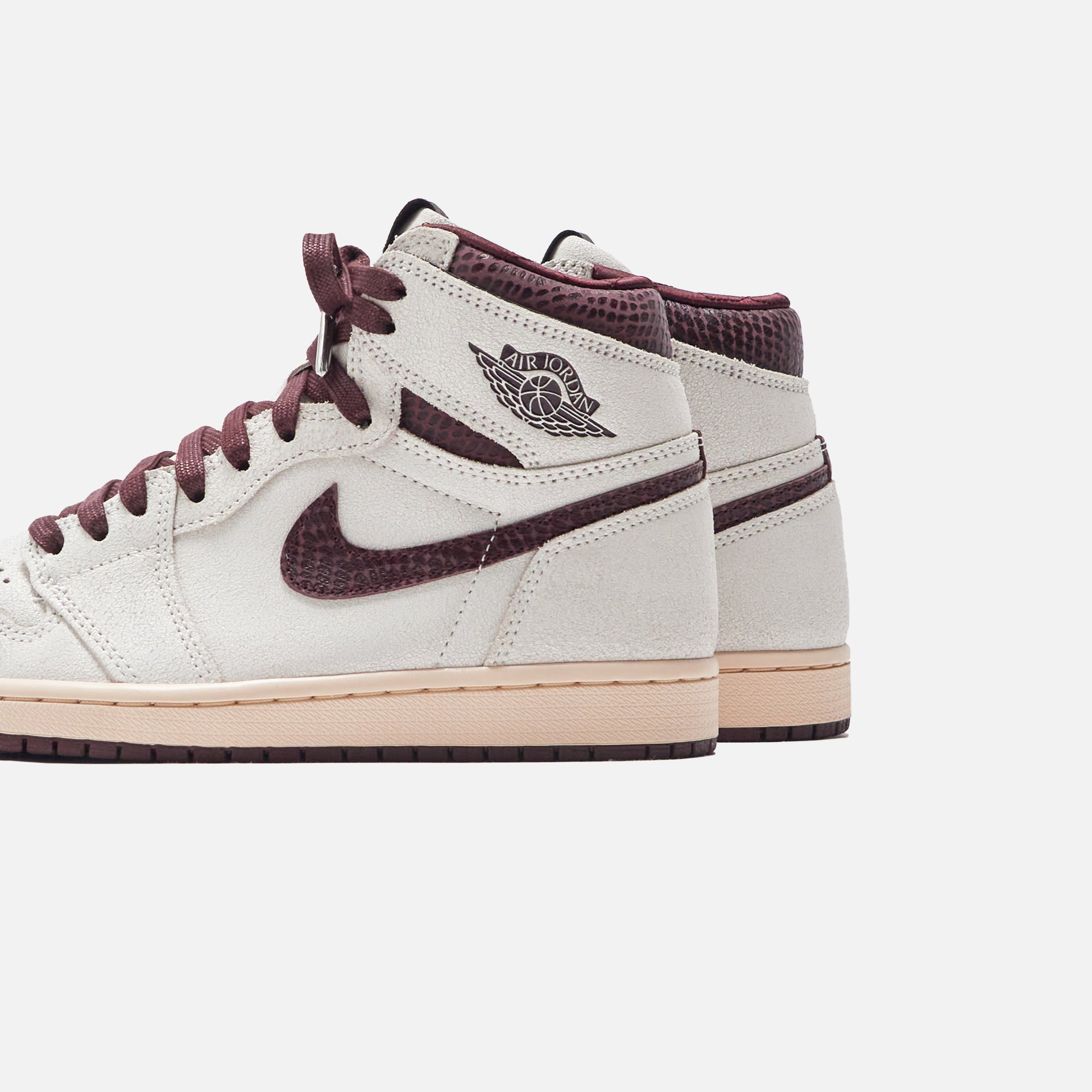 Nike Air Jordan 1 x A Ma Maniere Retro High OG - Sail / Burgundy Crush