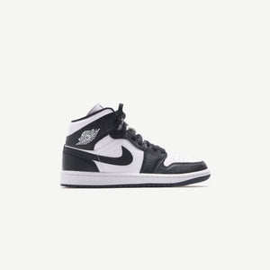 Nike Wmns Air Jordan 1 Mid SE Edge - White / Black – Kith