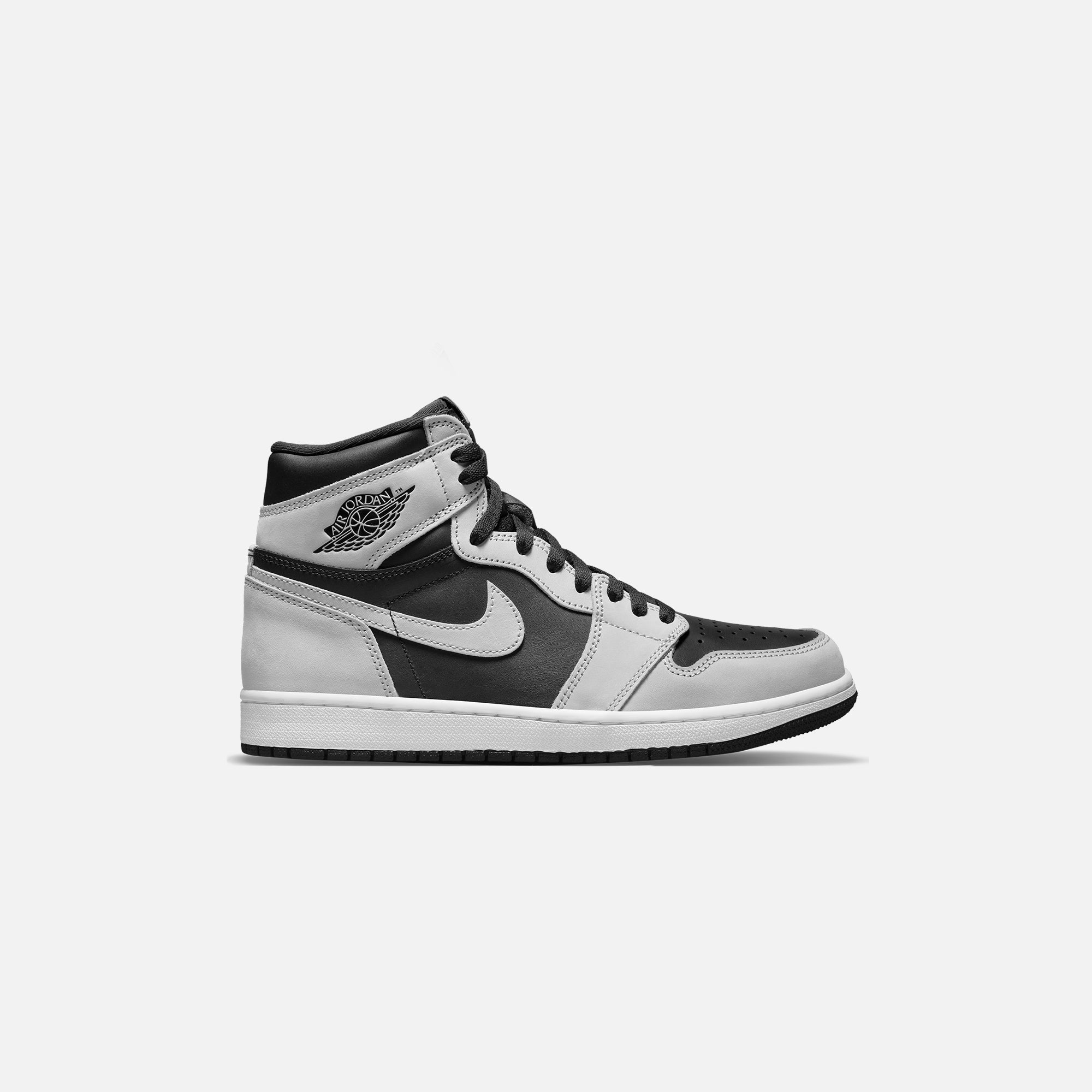 Nike Air Jordan 1 Retro High OG - Black / Light Smoke Grey / White