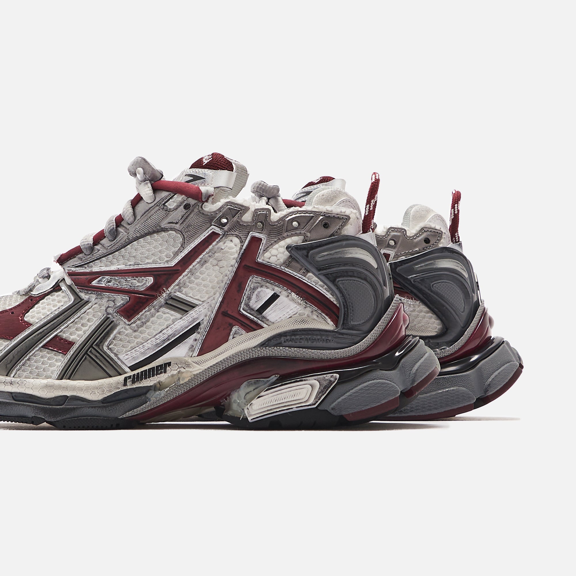 Balenciaga WMNS Runner - Burgundy – Kith Balenciaga WMNS Runner - Burgundy – Kith