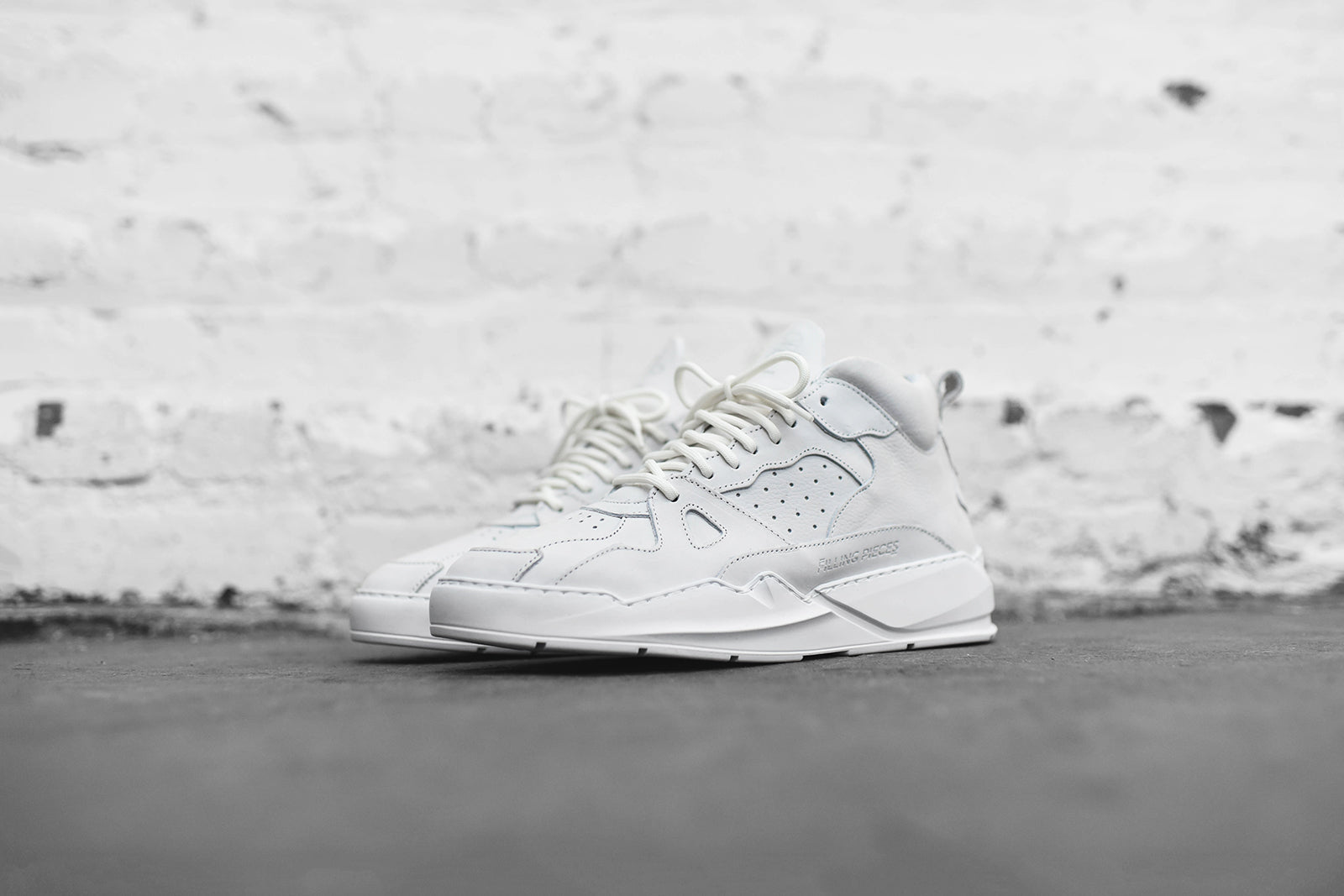 Filling Pieces Lay Up Icey 2 Flow - White