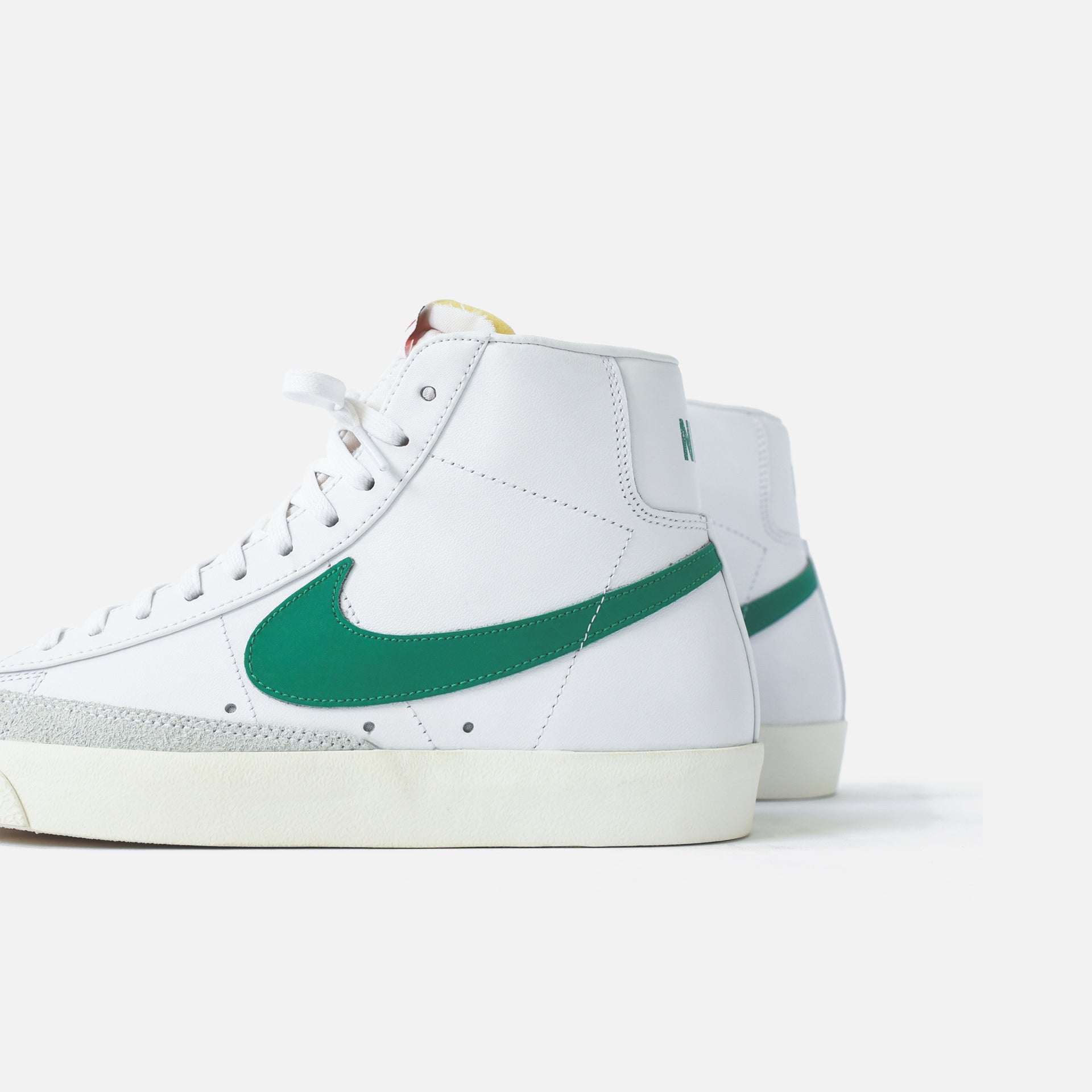 Nike Blazer Mid '77 - Vintage White / Green