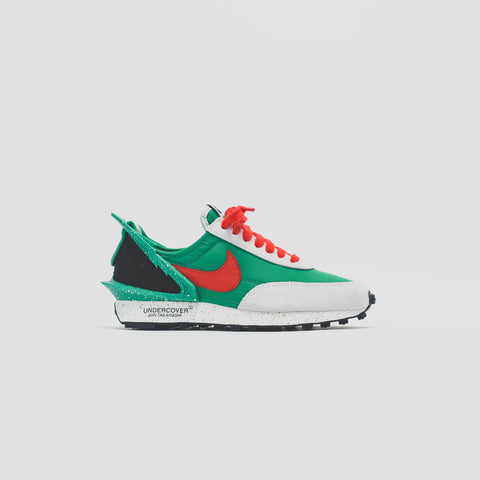 Nike x Undercover WMNS Daybreak - Lucky Green / University Red