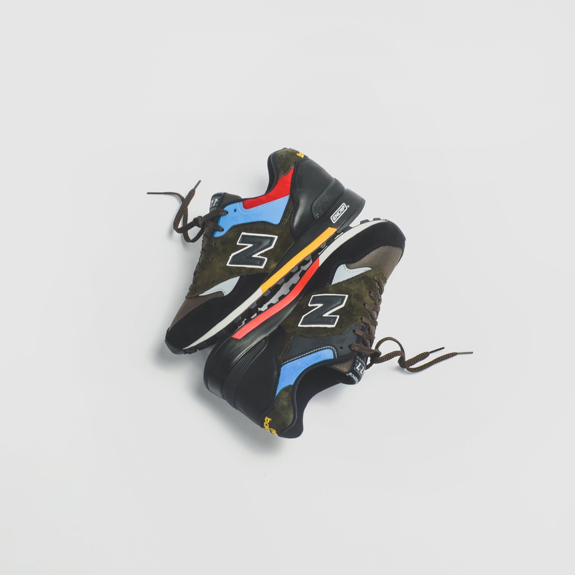New Balance ML577V1 - Black / Dark Olive