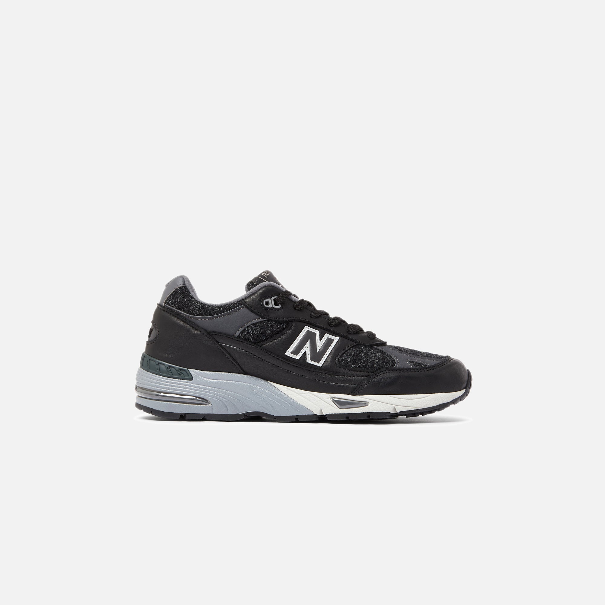 New Balance Made in UK 991 - Black / Magnet / Smoked Pearl