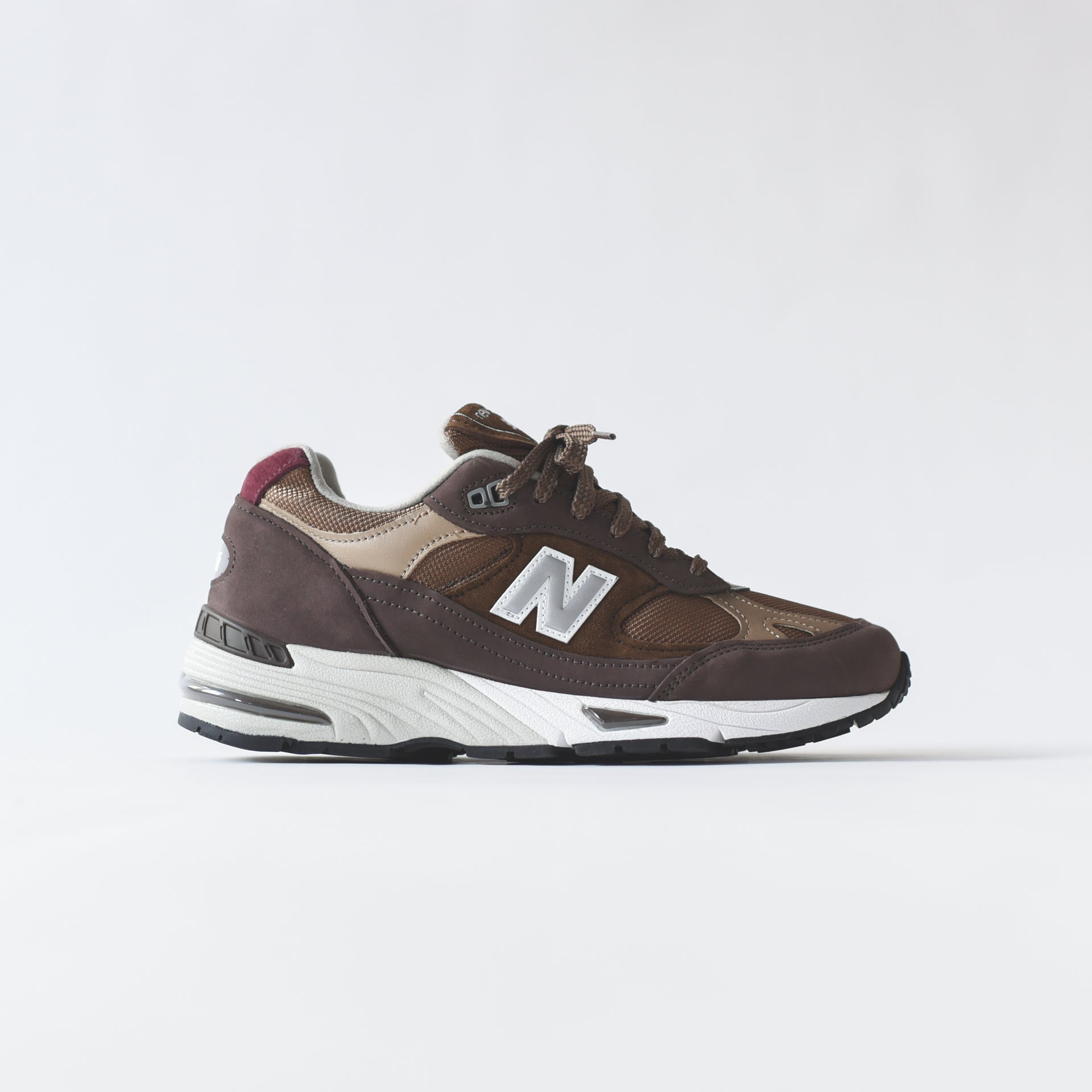 New Balance M991NGG - Brown / White