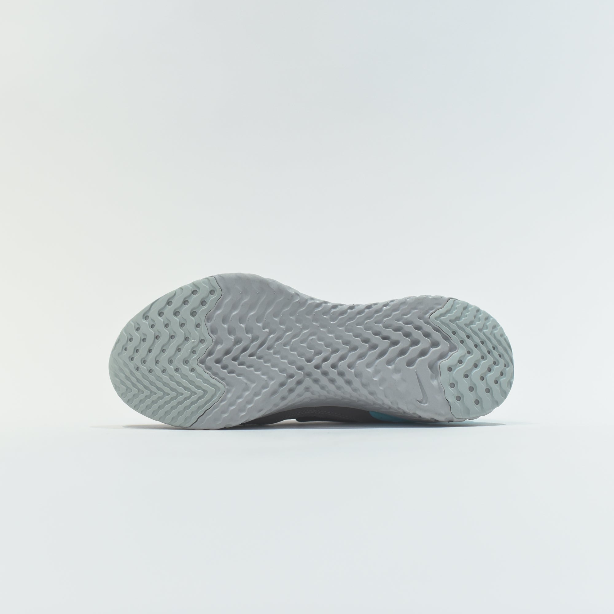 rise react flyknit black