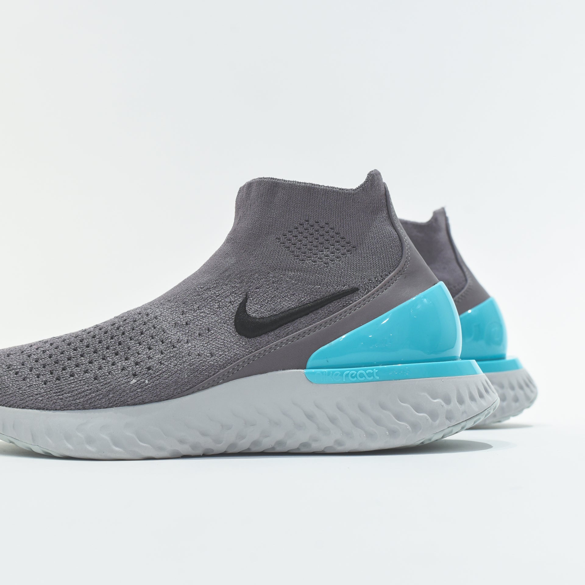 Nike Rise React Flyknit - Gunsmoke / Black / Dark Stucco