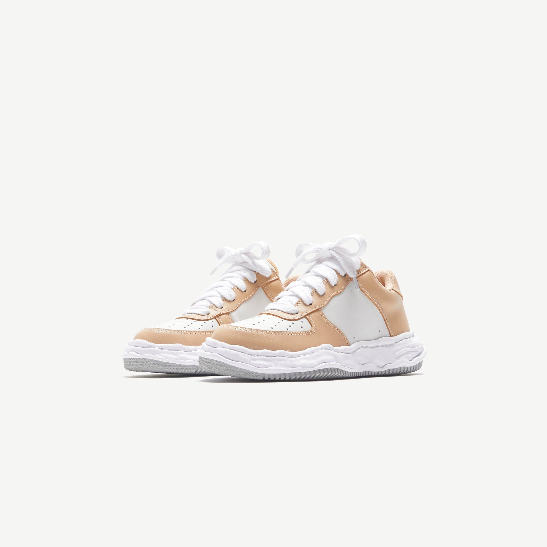 Mihara Yasuhiro Wayne Low - Beige / White