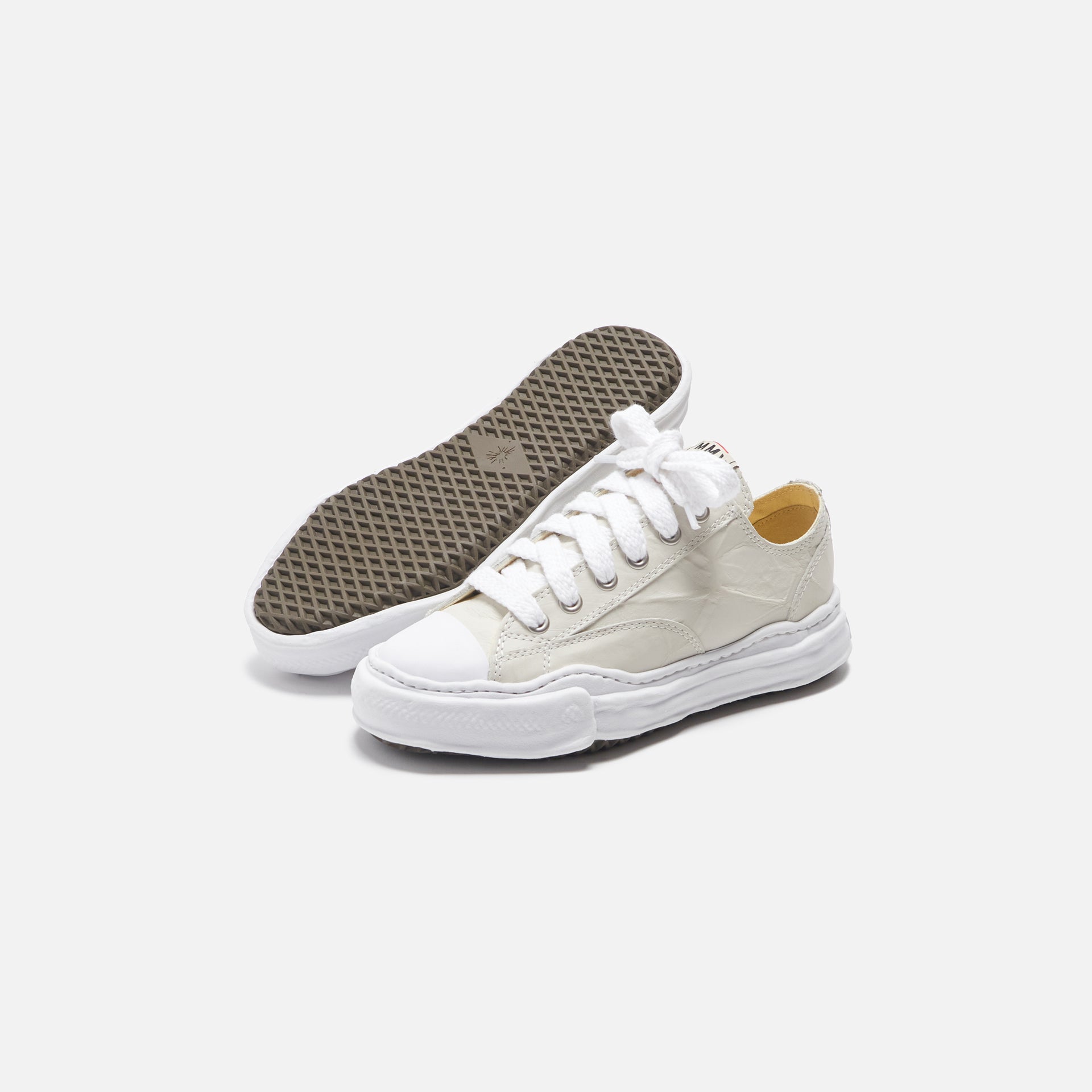 Mihara Yasuhiro Peterson Low Paper Leather - White