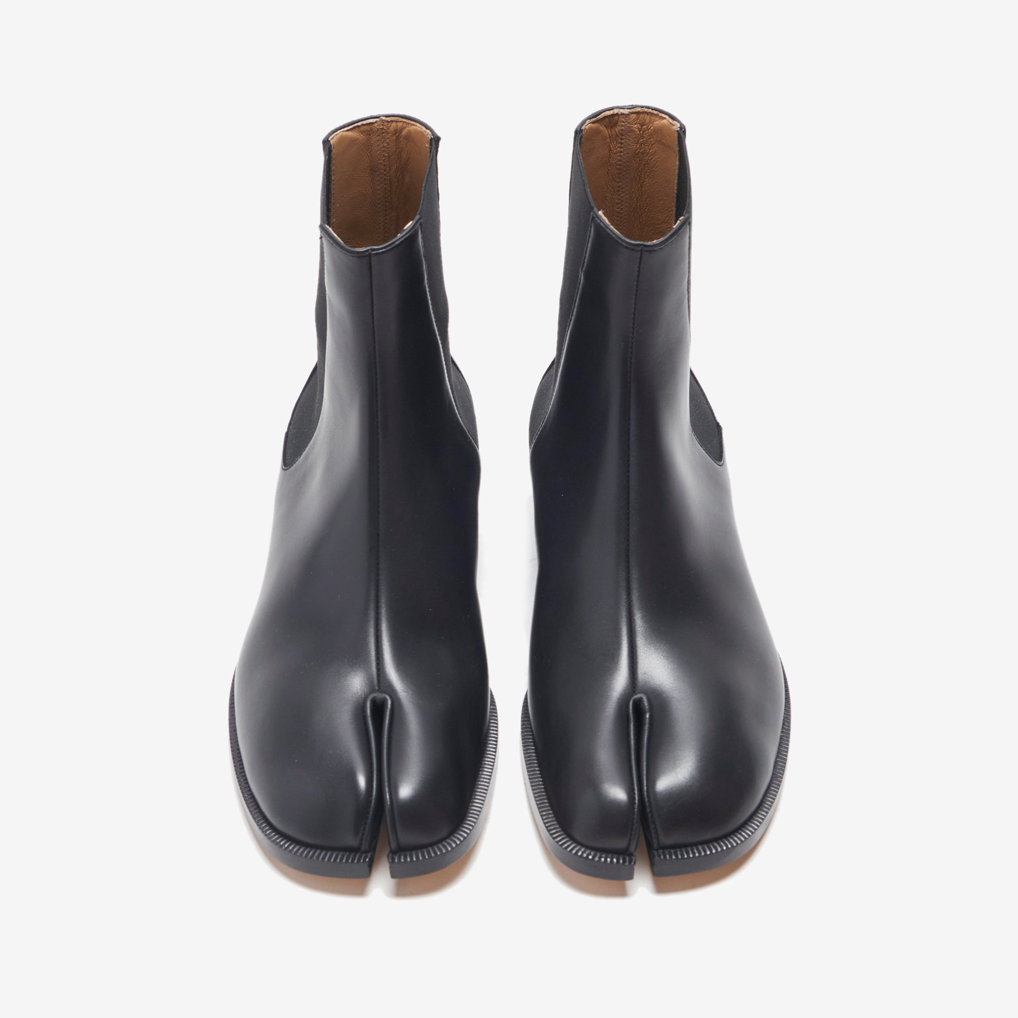 Margiela Tabi Chelsea MM Box Calf - Black – Kith