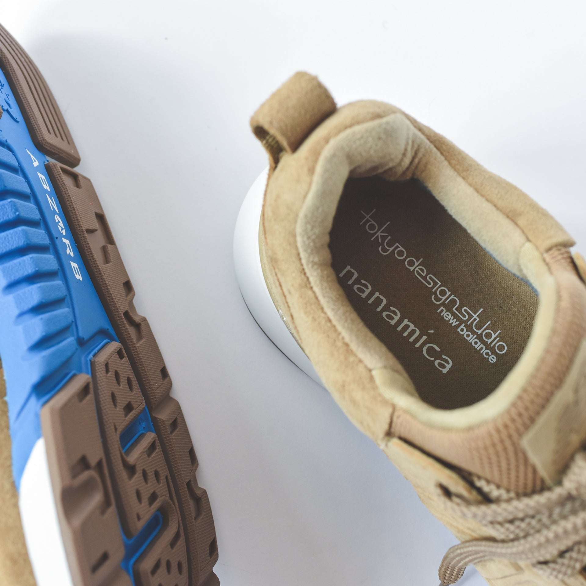 New Balance x NANAMICA R_C1 GORE-TEX - Hemp