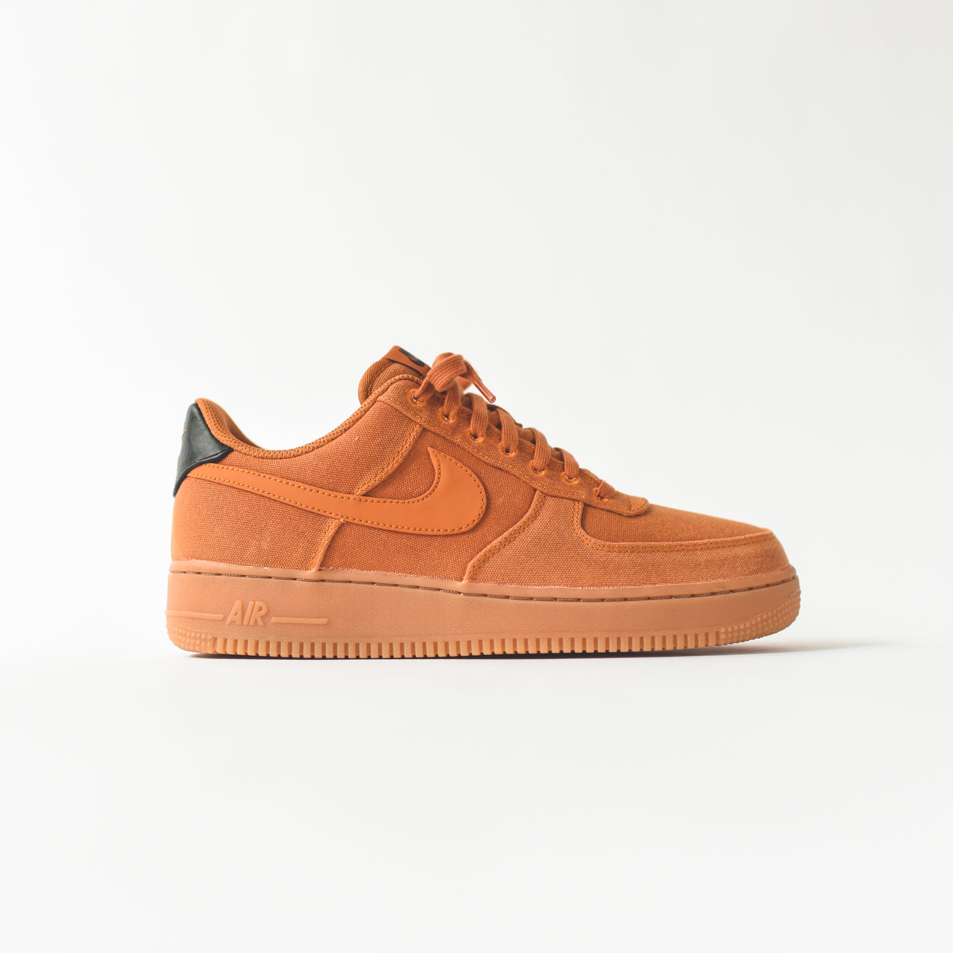 Nike Air Force 1 - Monarch / Gum