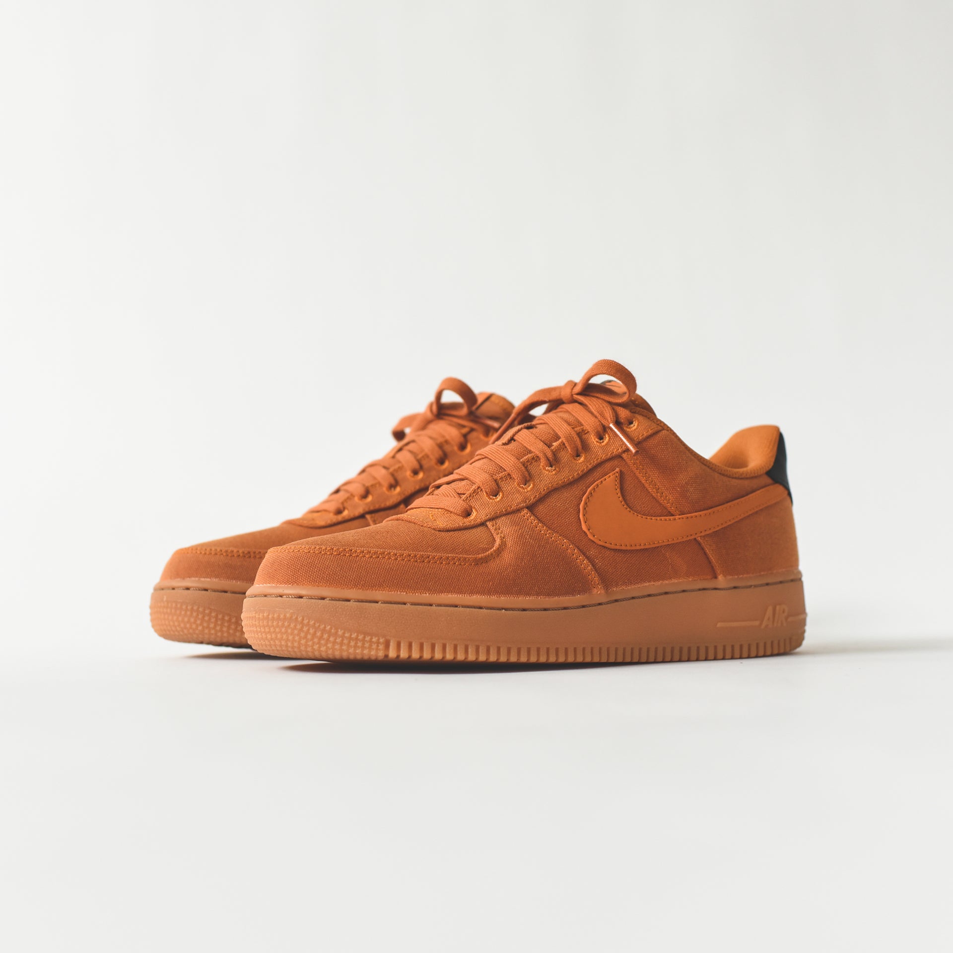 Nike Air Force 1 - Monarch / Gum