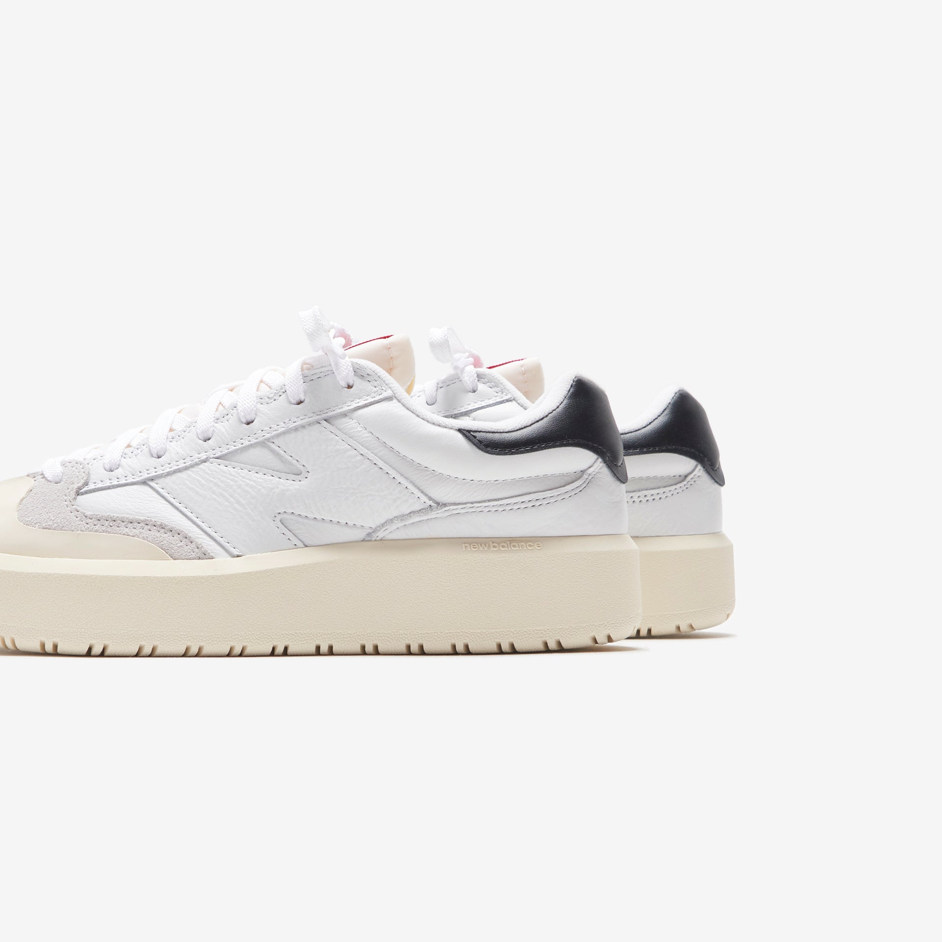 New Balance CT302 - White / Black