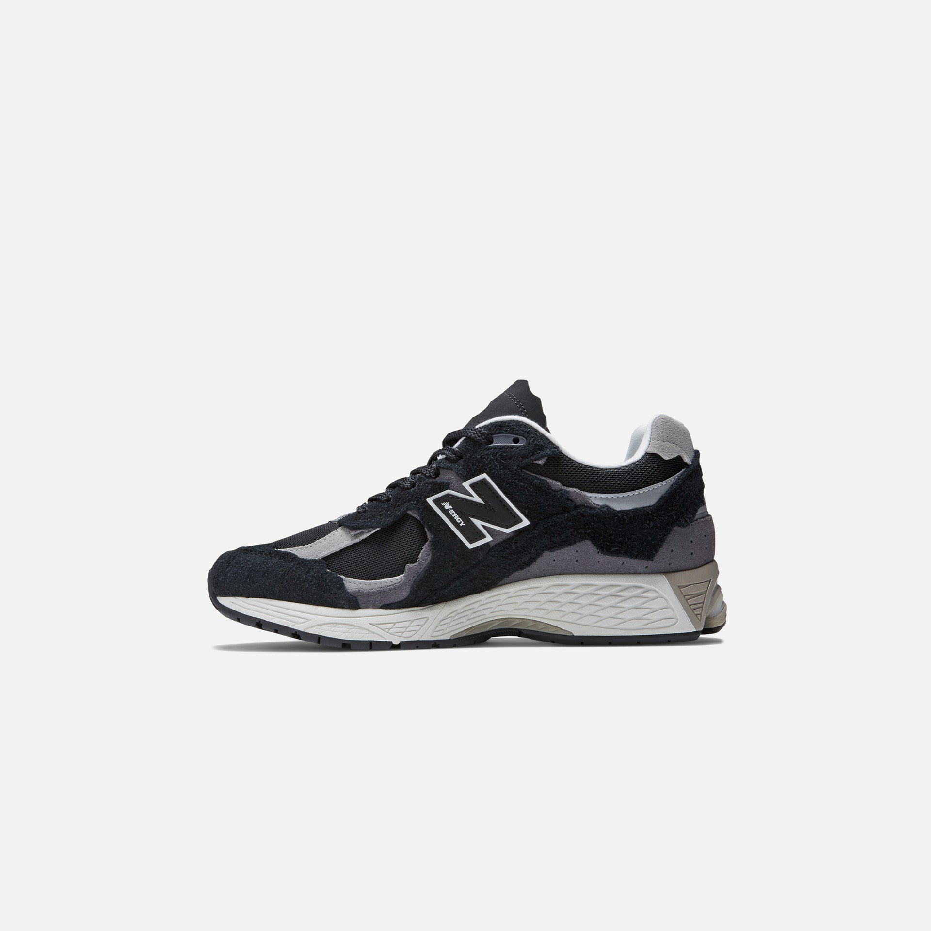 New Balance 2002R - Black