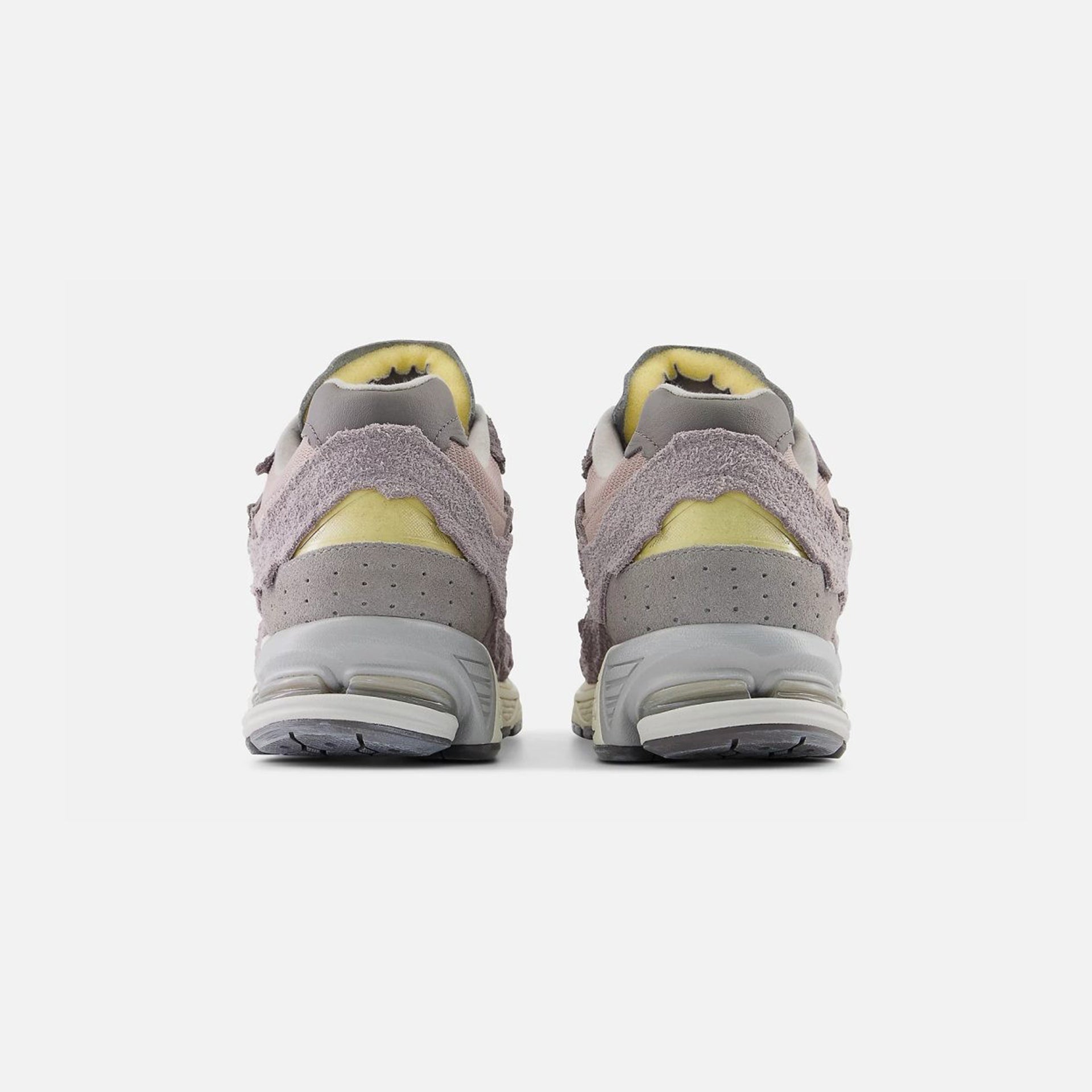 New Balance 2002R - Zinc / Eiffel Tower / Grey Flannel