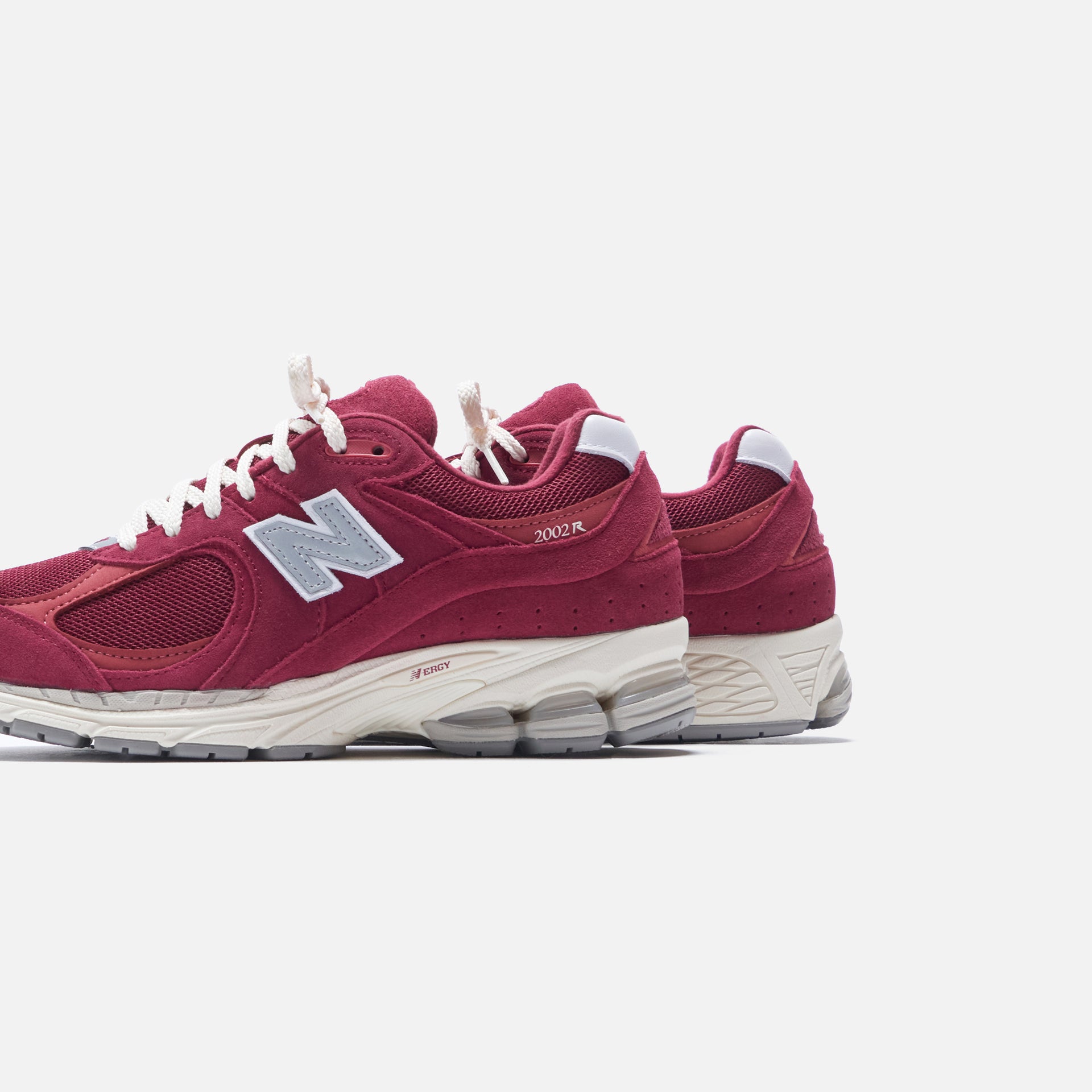 New Balance 2002R - Sail / Garnet / Deep Earth Red