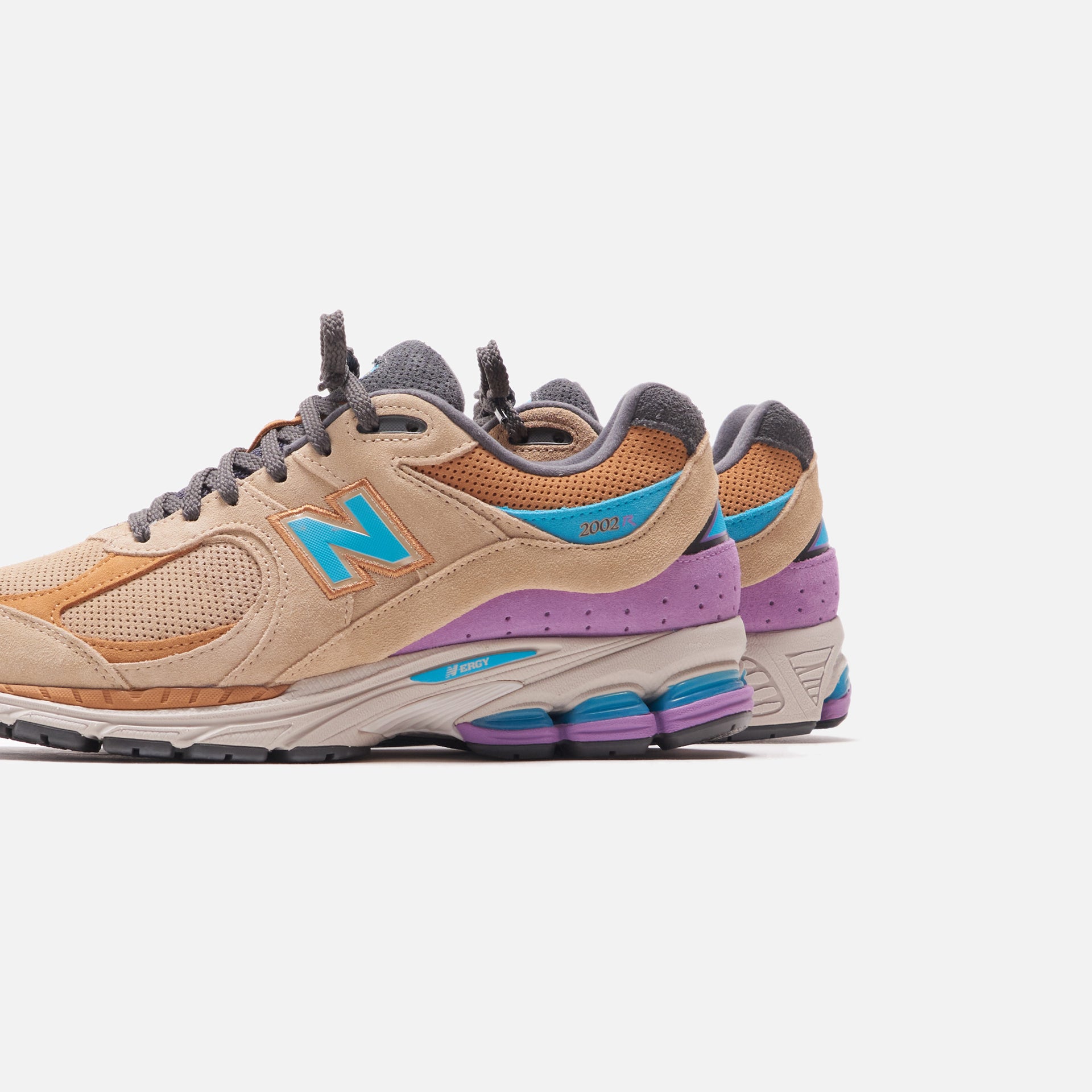 New Balance 2002R - Beige / Orange