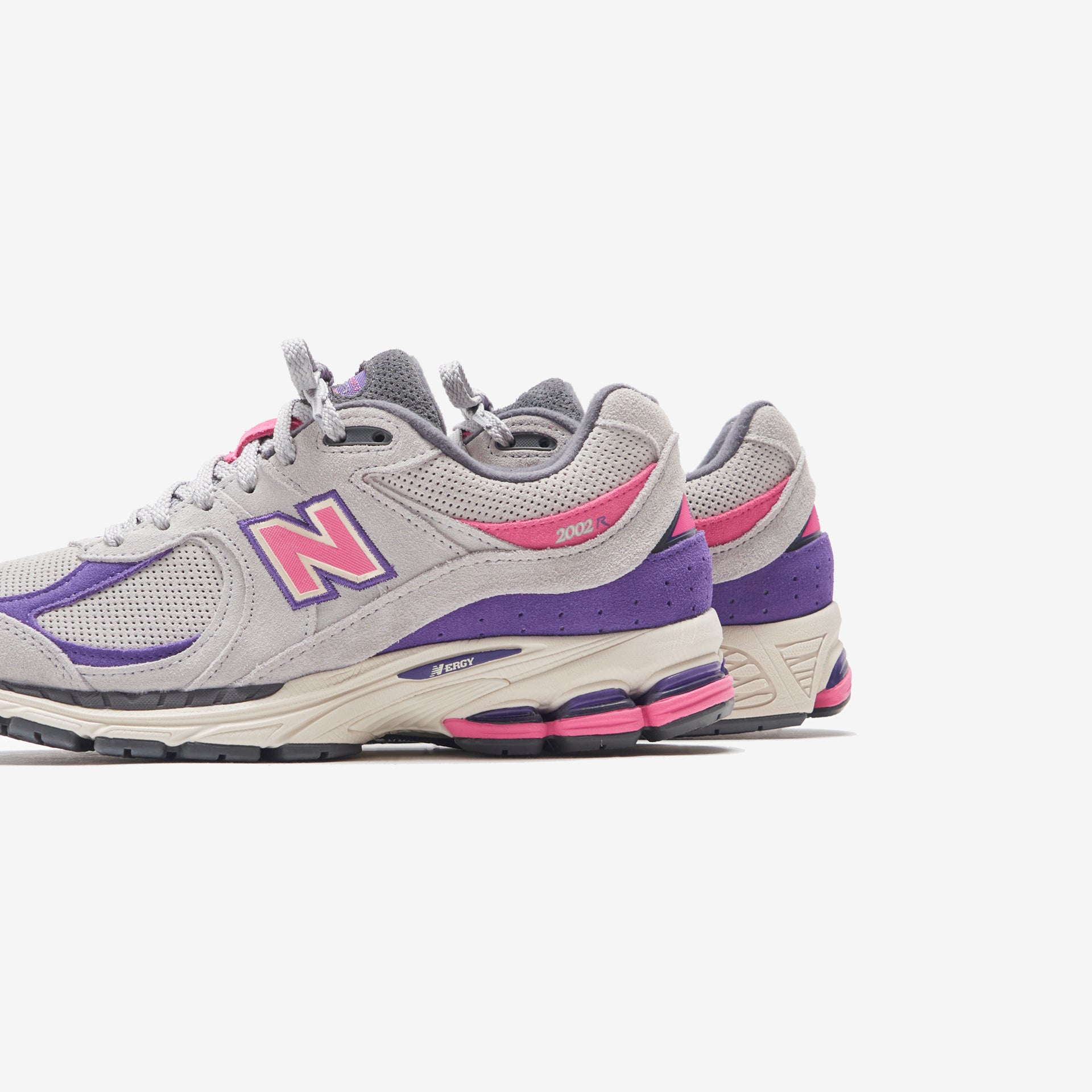 New Balance 2002R - Rain Cloud / Prism Purple