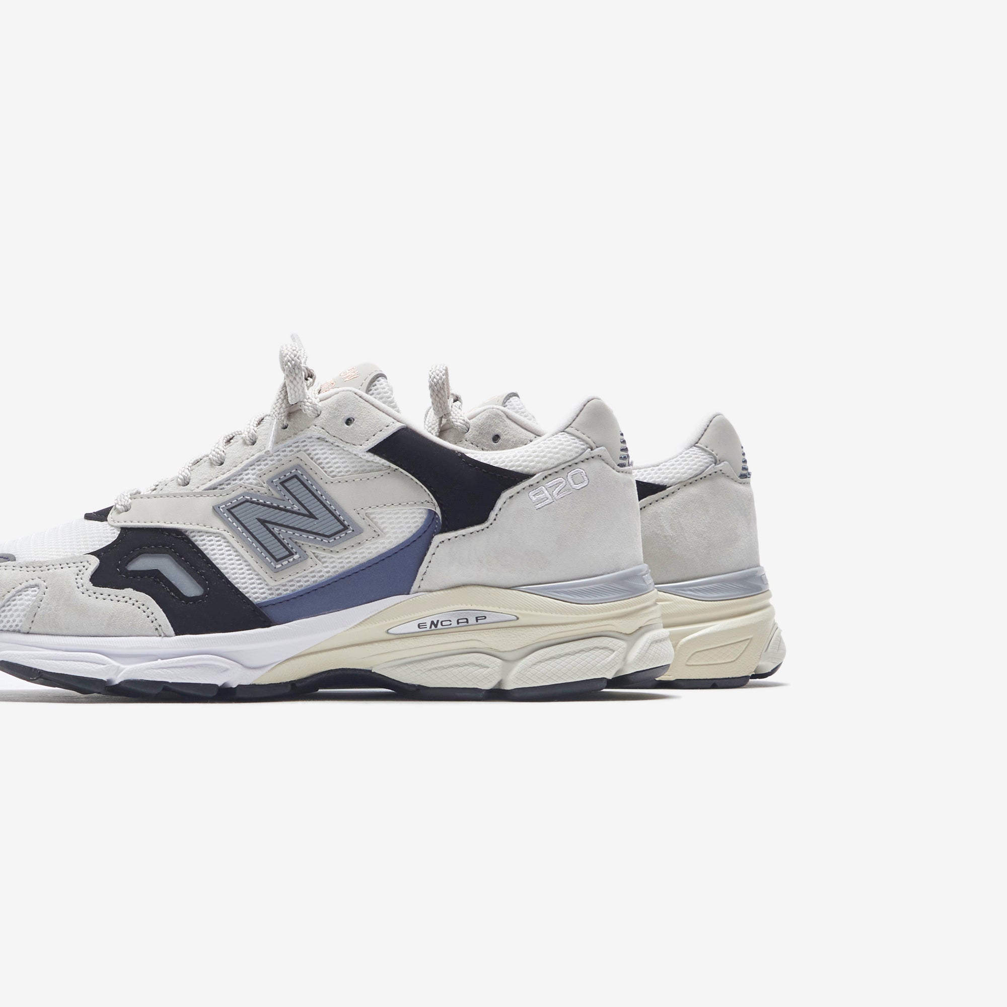New Balance ☆ made in England M920GWK ‘Off-White’ New Balance 920 Made In England 'Off White Black' - New
