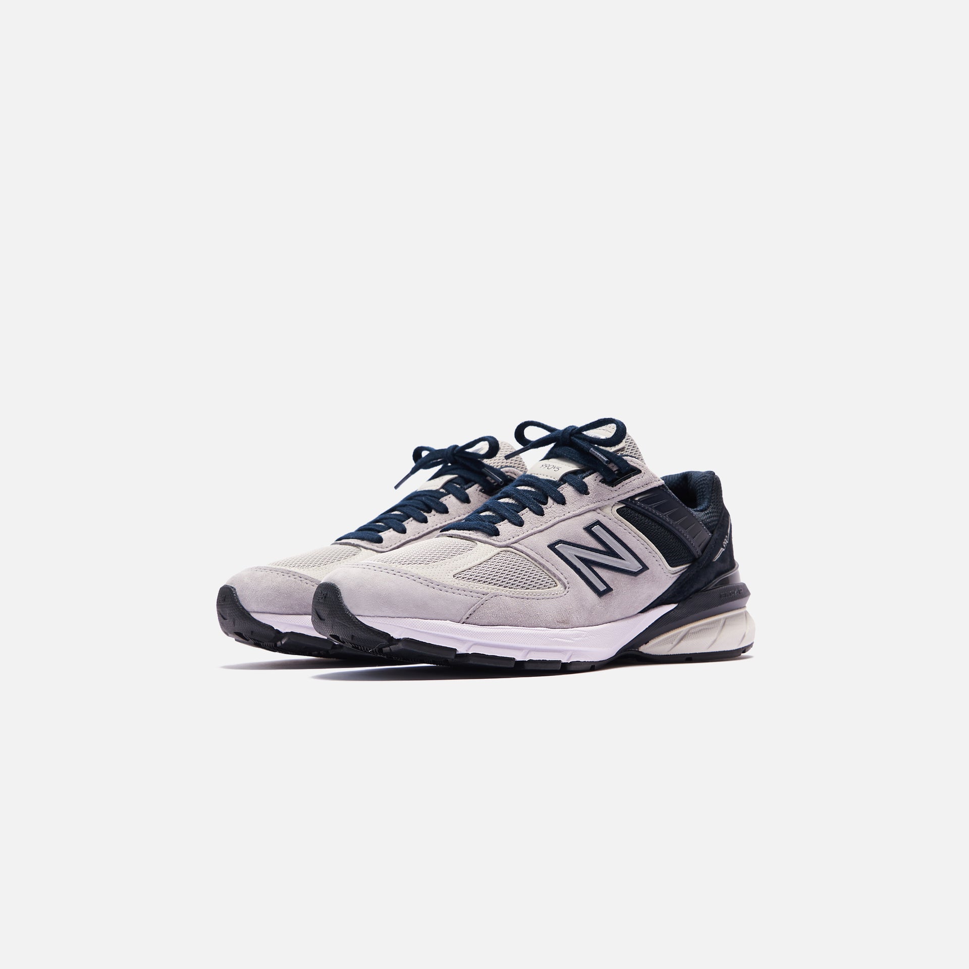 New Balance 990 V5 - Black / Grey