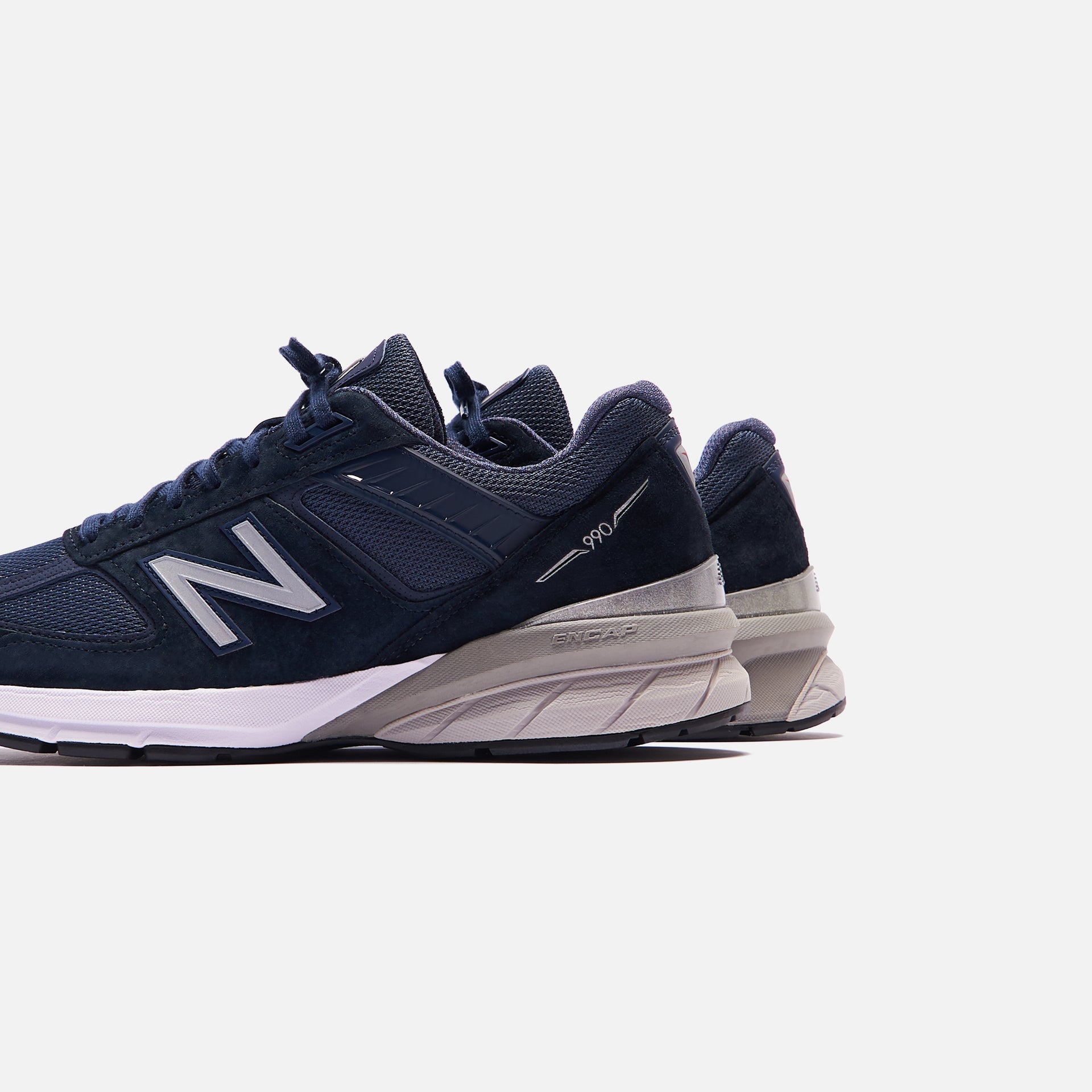 New Balance Made in USA 990 V5 - Navy / Silver