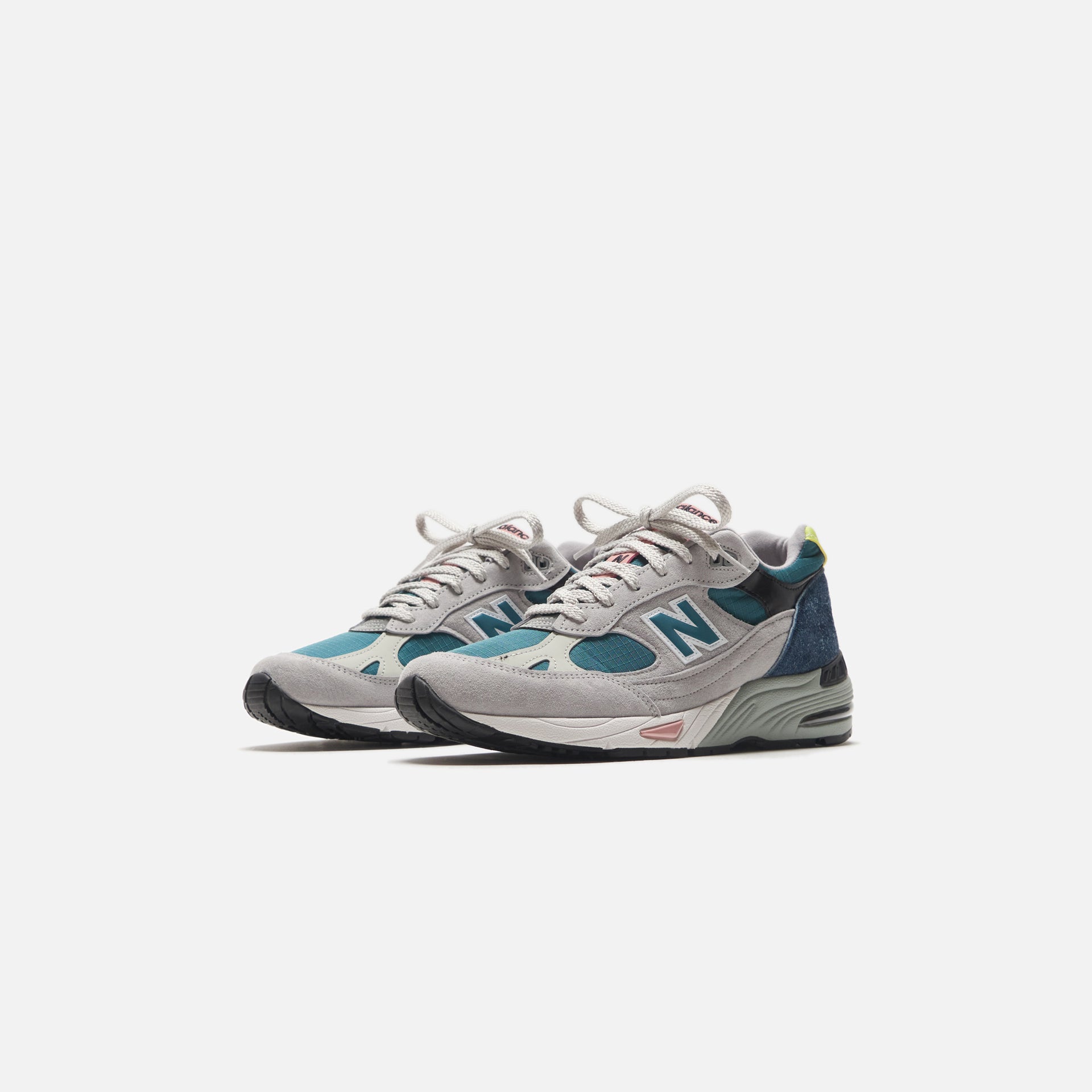 New Balance Made in UK 991 - Micro Chip / Pacific / Majolica Blue
