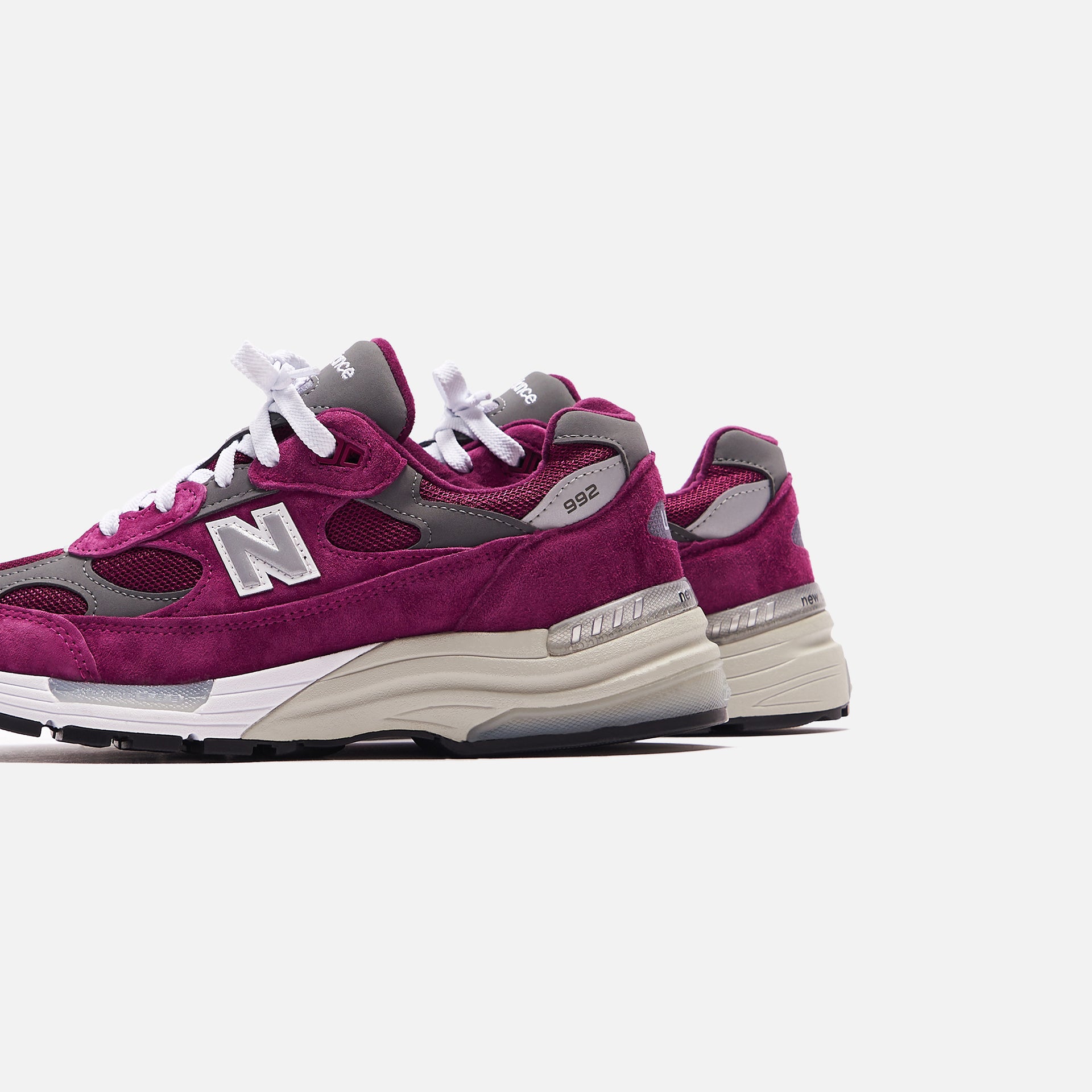 New Balance M992BA - Maroon / Grey