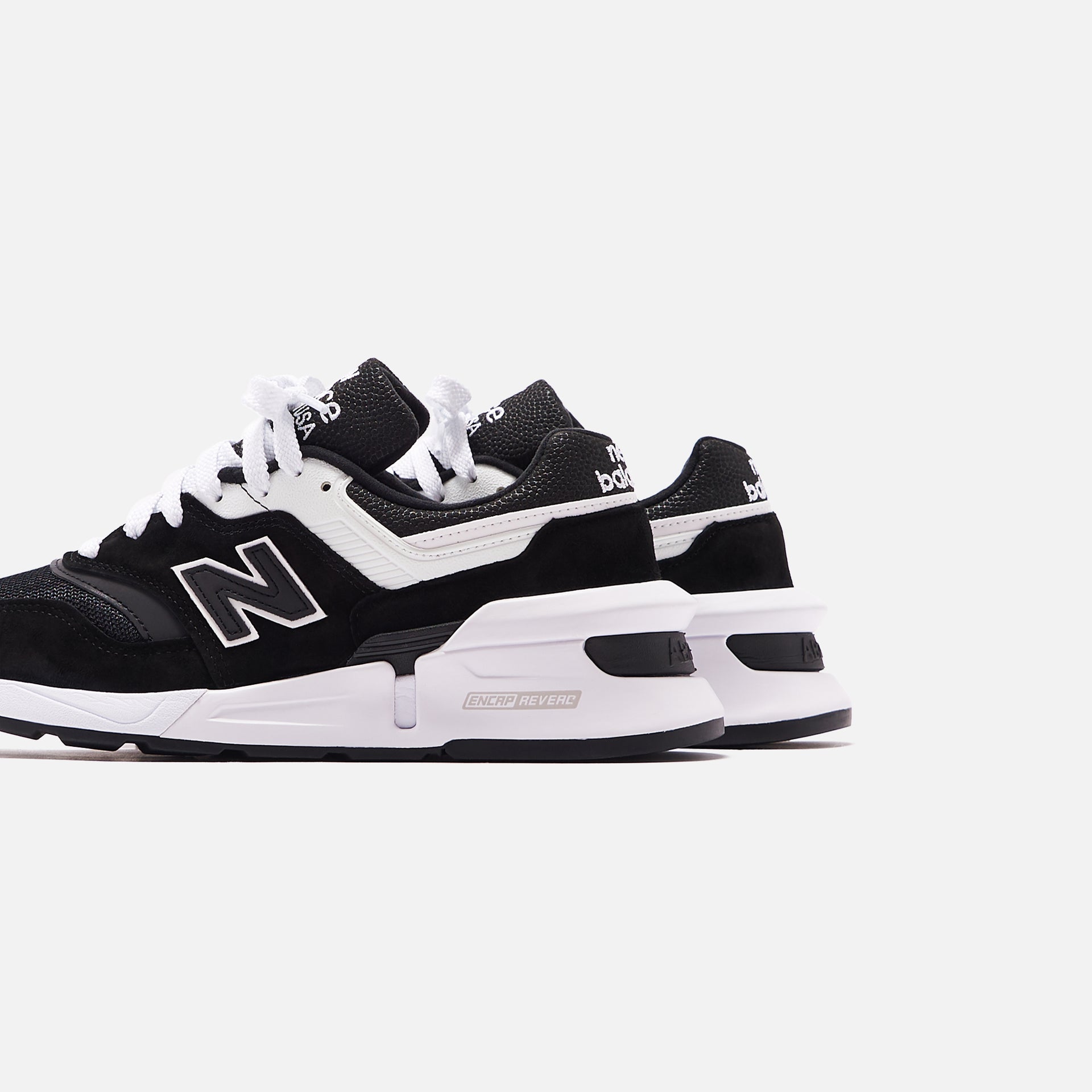 New Balance M997 SV1 - Black / White
