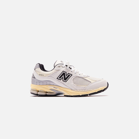 New Balance x Thisisneverthat 2002 - White / Ivory