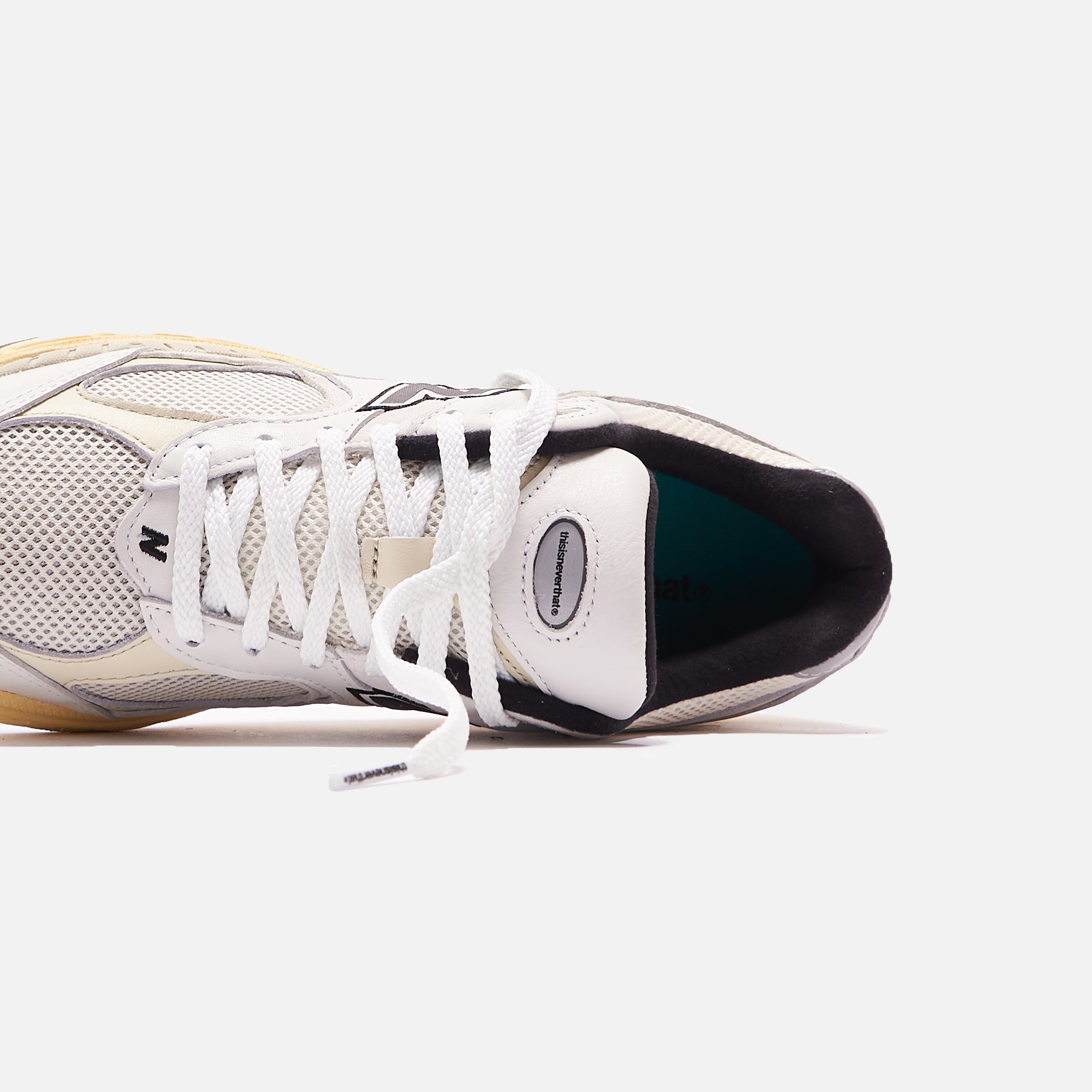 New Balance x Thisisneverthat 2002 - White / Ivory