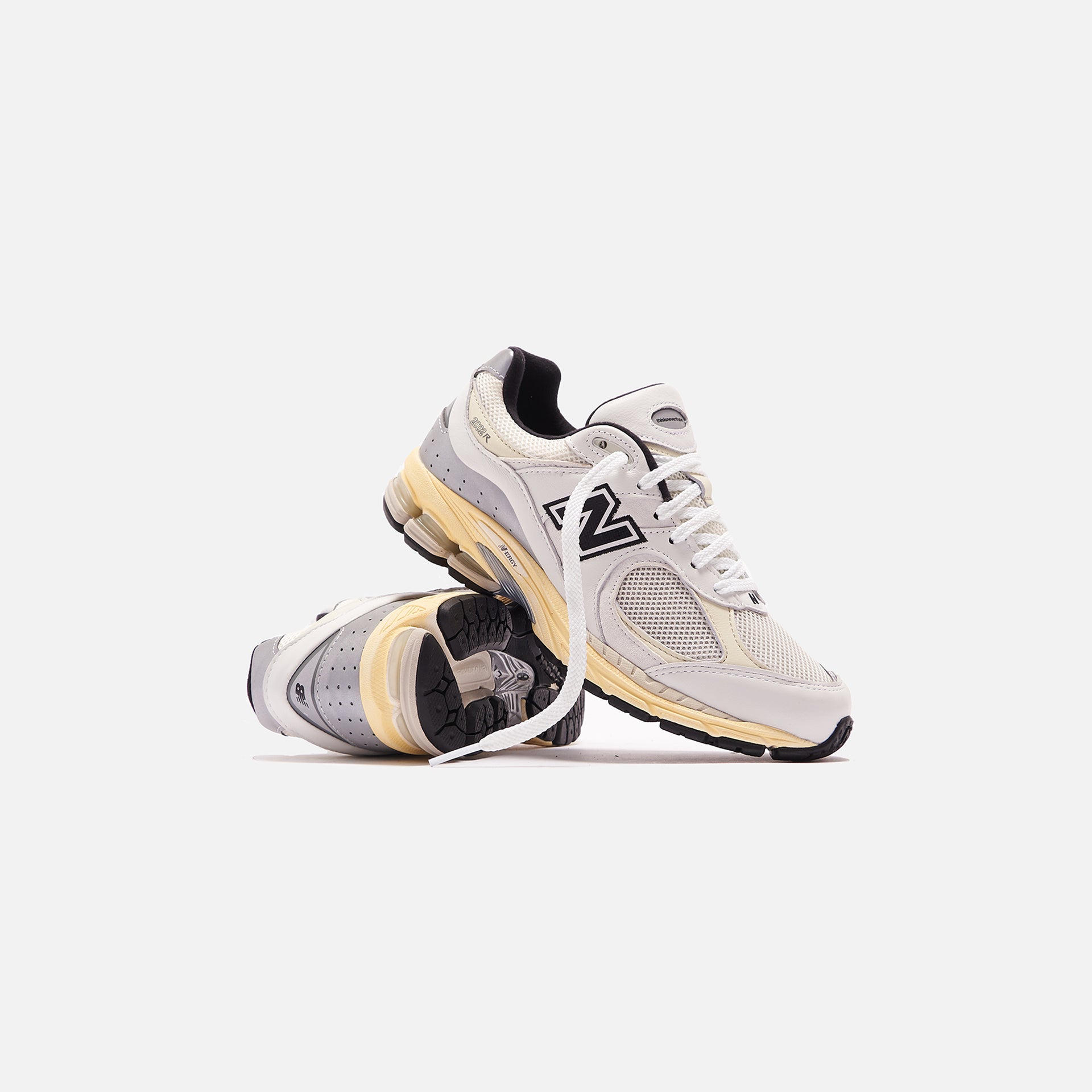 New Balance x Thisisneverthat 2002 - White / Ivory