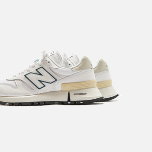 New Balance RC1300 - White – Kith