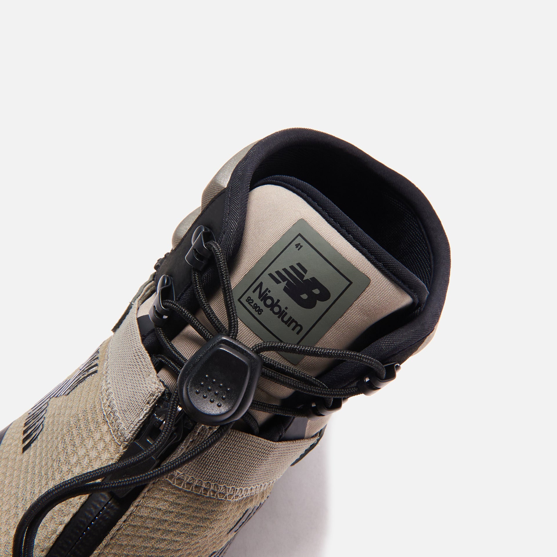 New Balance x Snow Peak Niobium 2020 - Tan / Green
